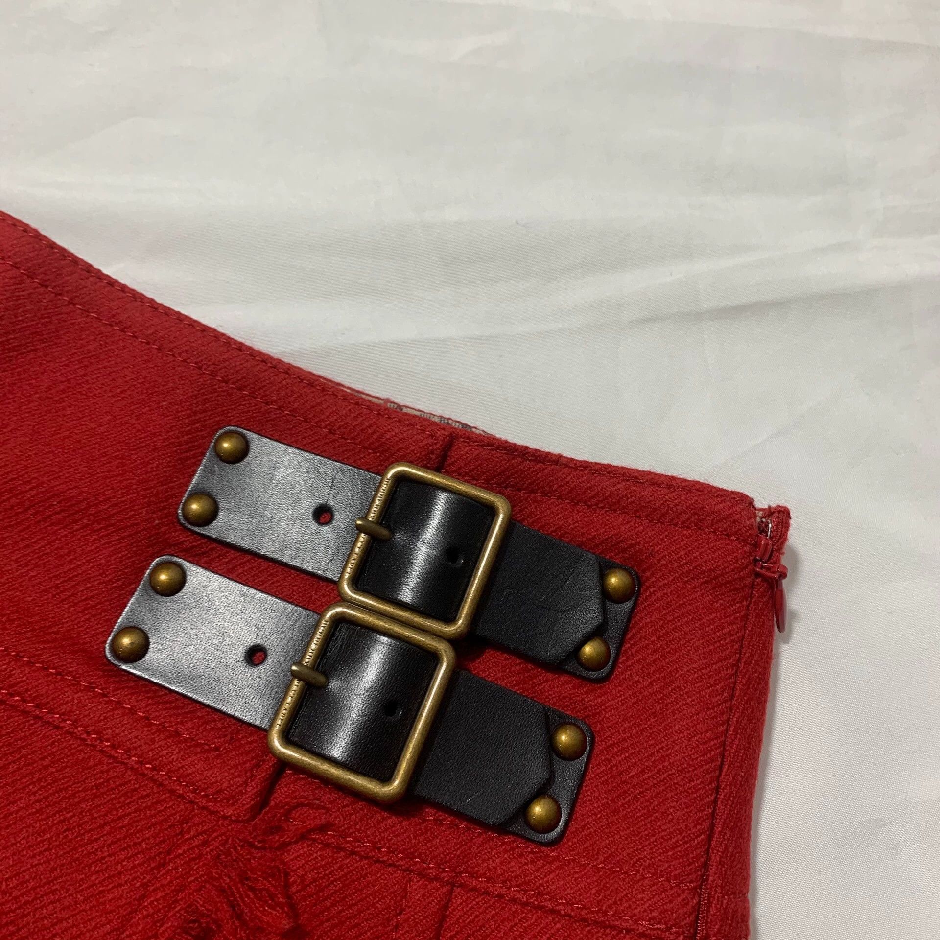 Burberry Burberry Wool Skort Red Vintage - dmc Size US 34 / EU 50 - 2 Thumbnail