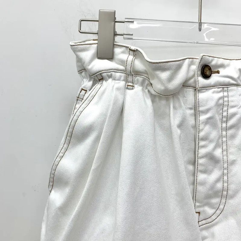 Miu Miu Miu Miu White Cotton Women's Shorts 0089 Size 28" / US 6 / IT 42 - 3 Thumbnail