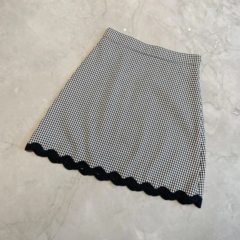 Miu Miu Miu Miu Summer Checkered Skirt in Black and White 0089 Size 24" / US 00 / IT 34 - 2 Thumbnail