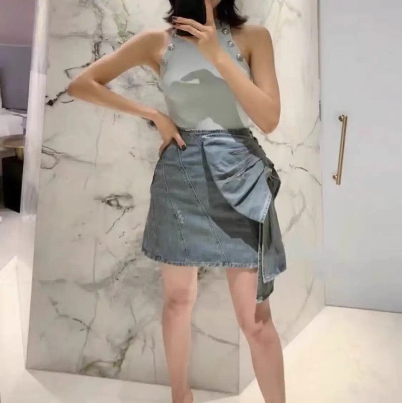 Miu Miu Miu Miu Blue Denim Skirt with Logo 0089 Size 28" / US 6 / IT 42 - 9 Thumbnail