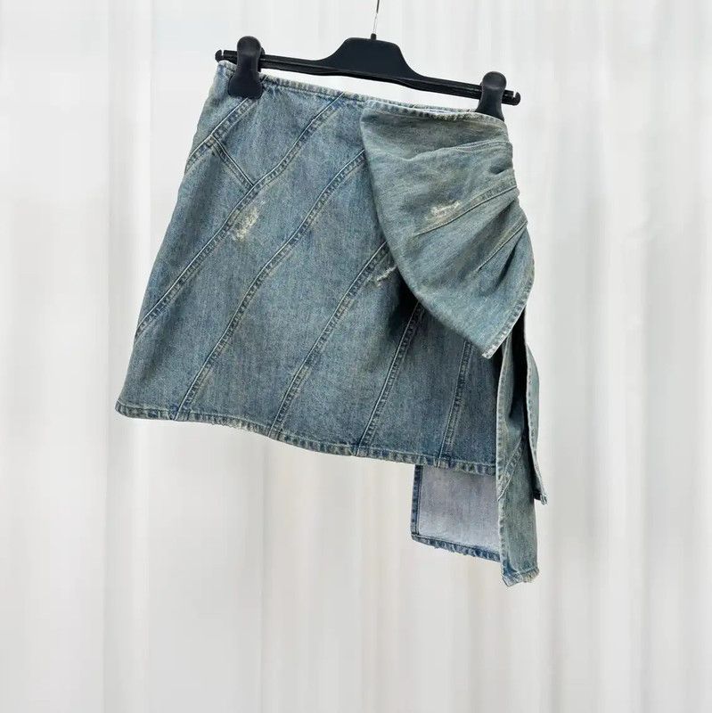 Miu Miu Miu Miu Blue Denim Skirt with Logo 0089 Size 28" / US 6 / IT 42 - 2 Thumbnail
