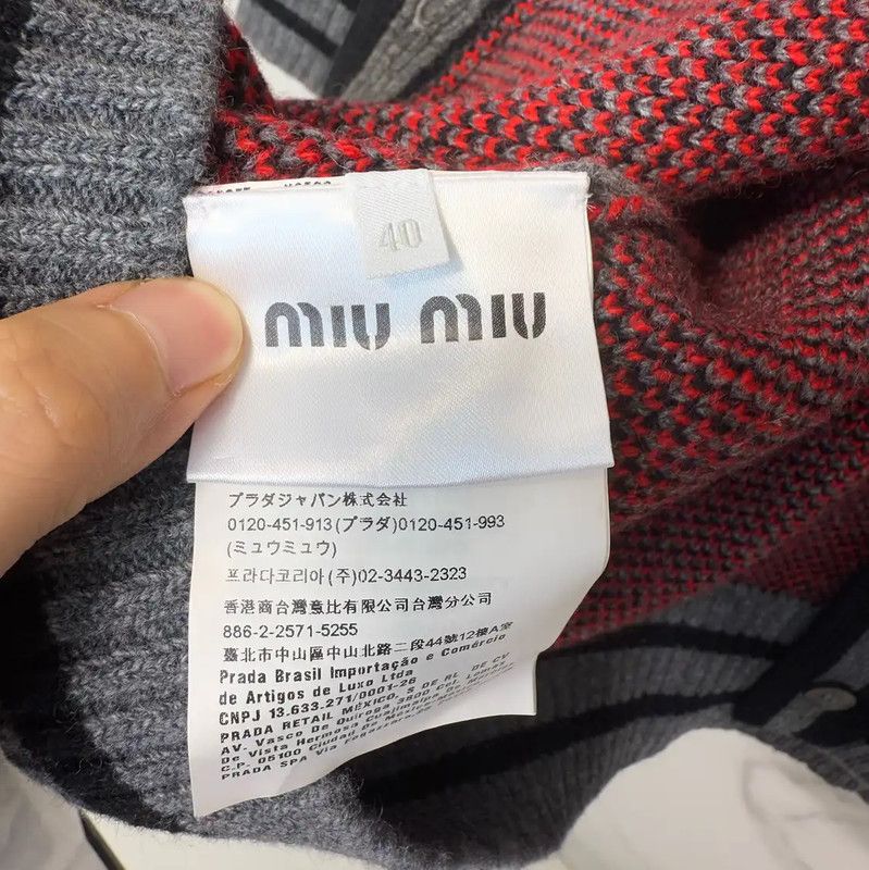 Miu Miu Miu Miu Red and Gray Women's Cardigan 0089 Size M / US 6-8 / IT 42-44 - 5 Thumbnail