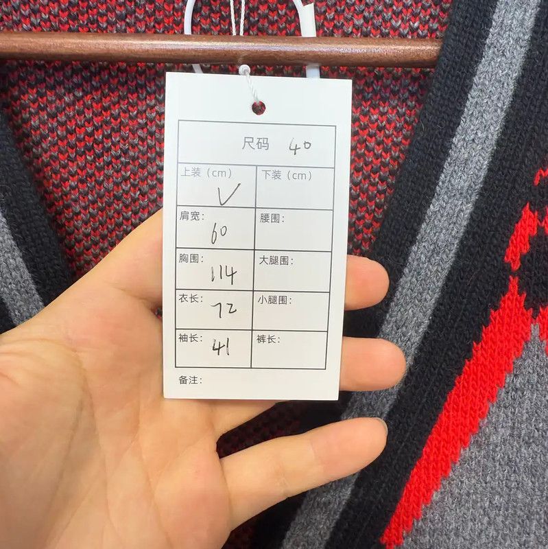 Miu Miu Miu Miu Red and Gray Women's Cardigan 0089 Size M / US 6-8 / IT 42-44 - 3 Thumbnail