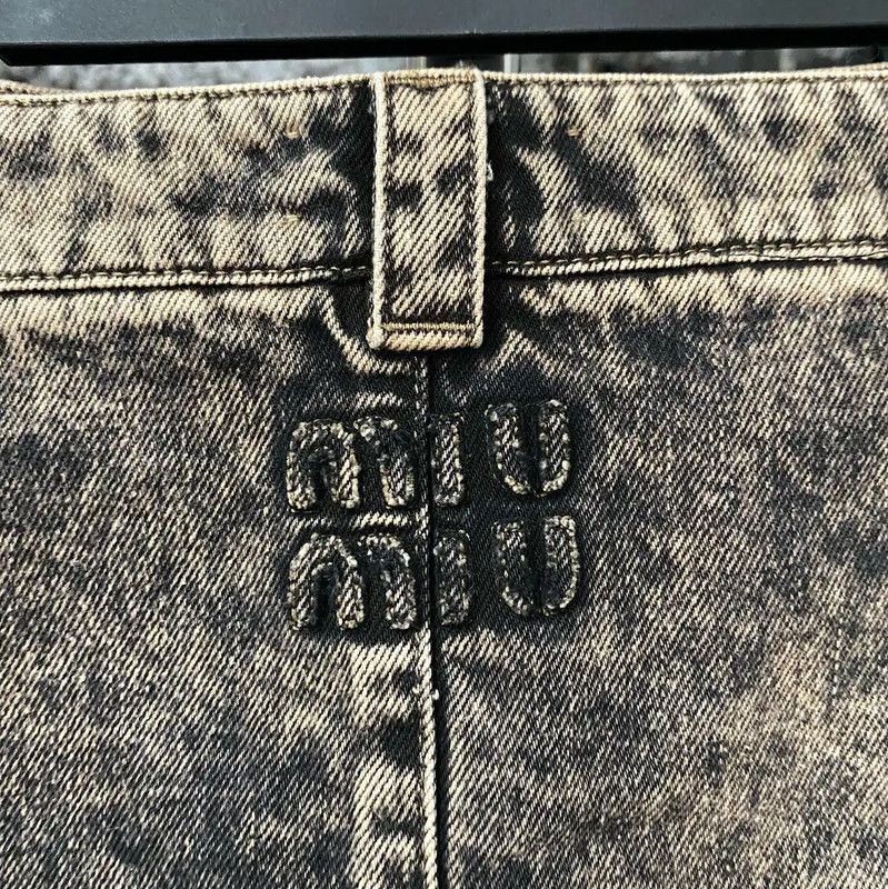 Miu Miu Miu Miu Summer Dark Brown Women's Shorts 0089 Size 28" / US 6 / IT 42 - 3 Thumbnail
