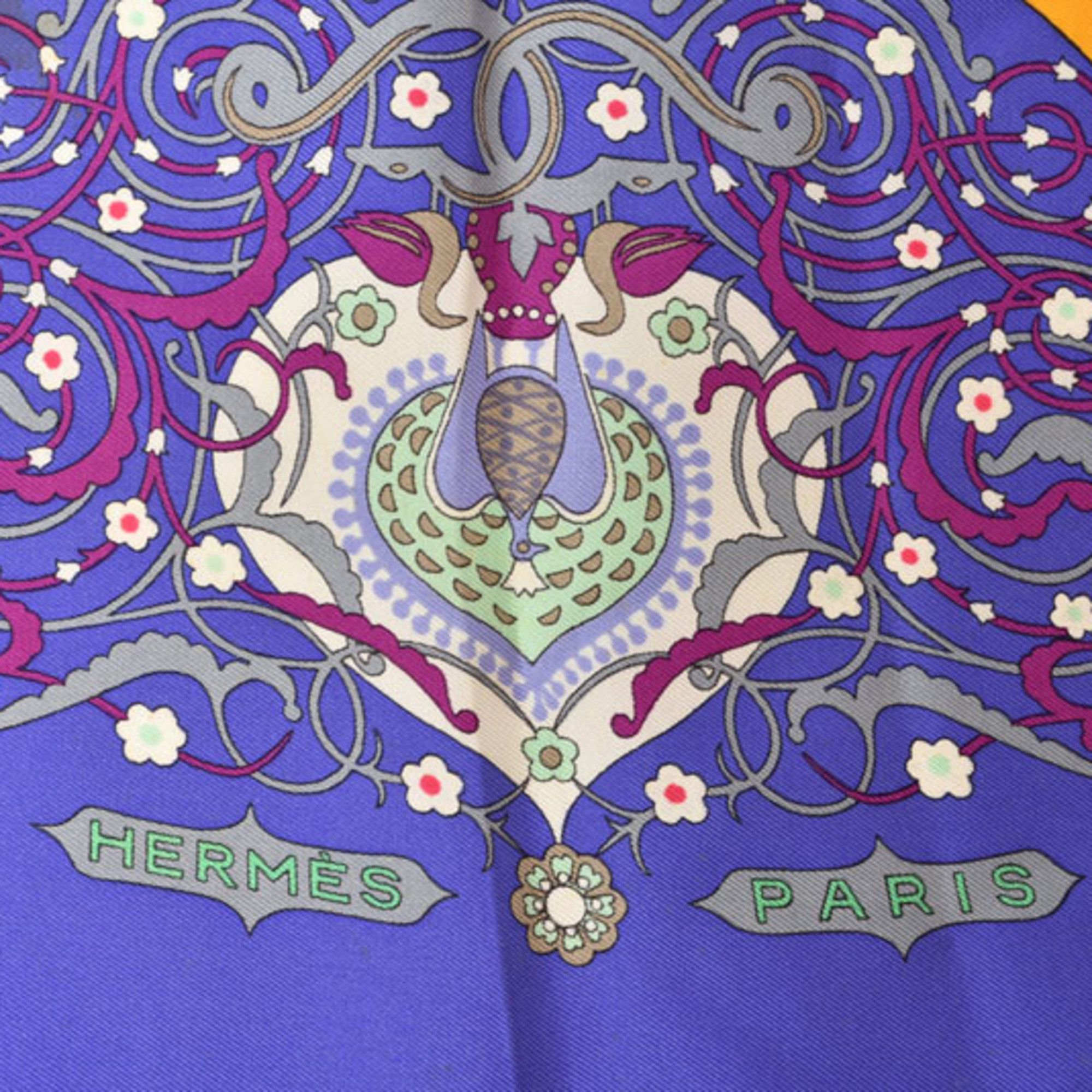 Hermes Hermes Hermès Carré 90 Scarf, Silk Twill, Poesie Persane, Blue Violet Size ONE SIZE - 8 Thumbnail