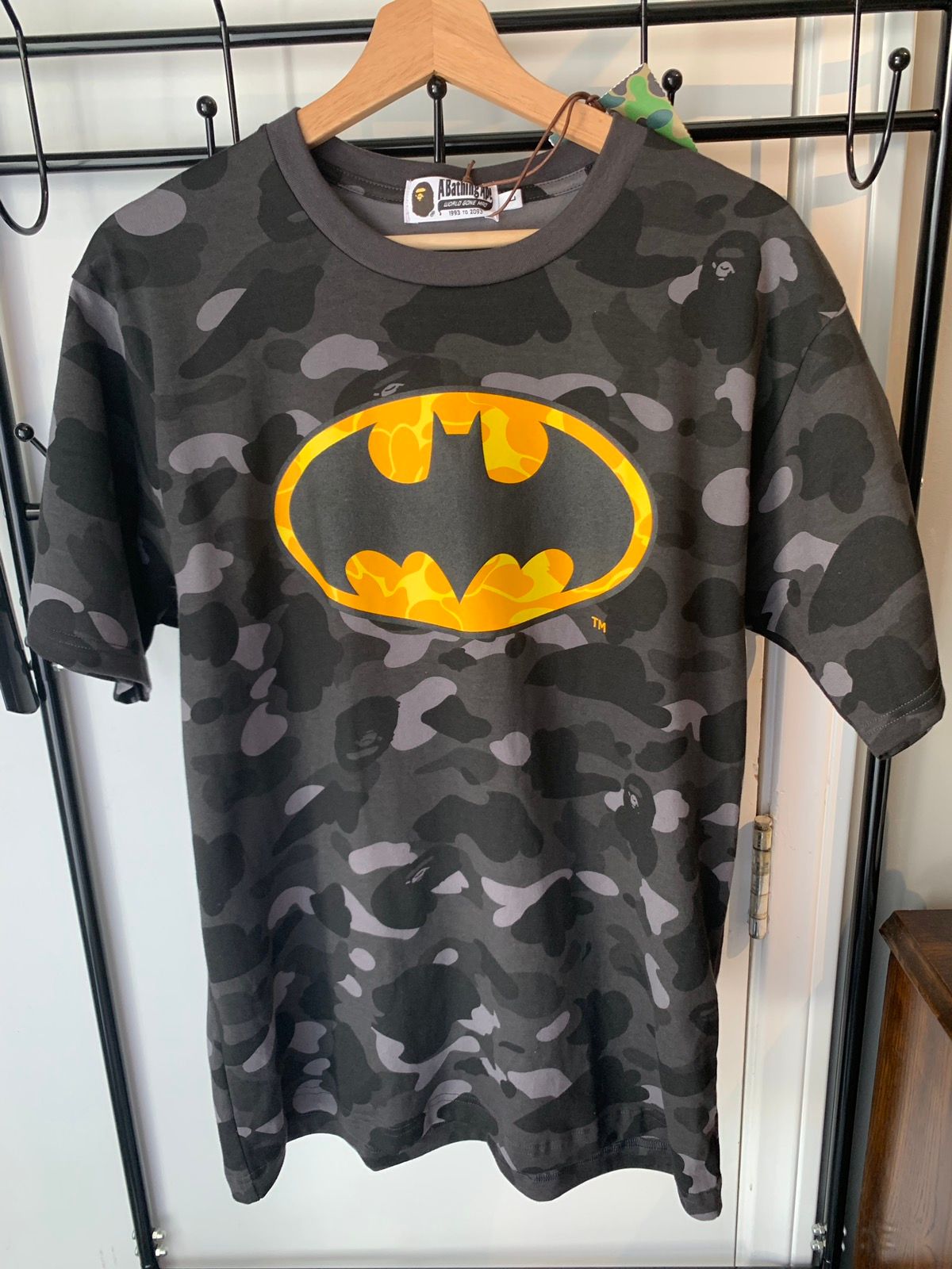 Bape Bape DC batman camo tshirt Size US L / EU 52-54 / 3 - 1 Preview