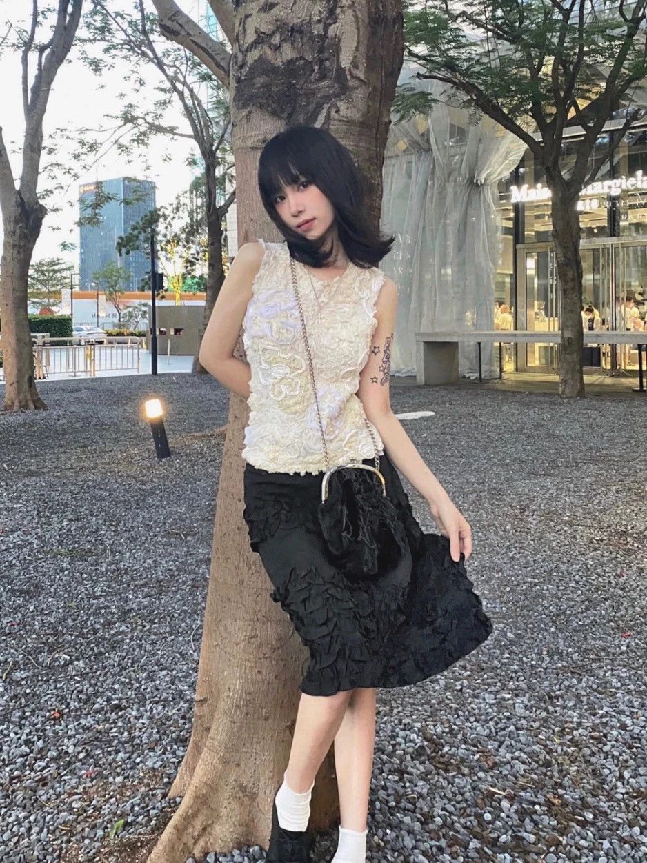 Comme des Garcons COMME des GARCONS Rose Sleeveless Top - dmc Size US M / EU 48-50 / 2 - 9 Thumbnail