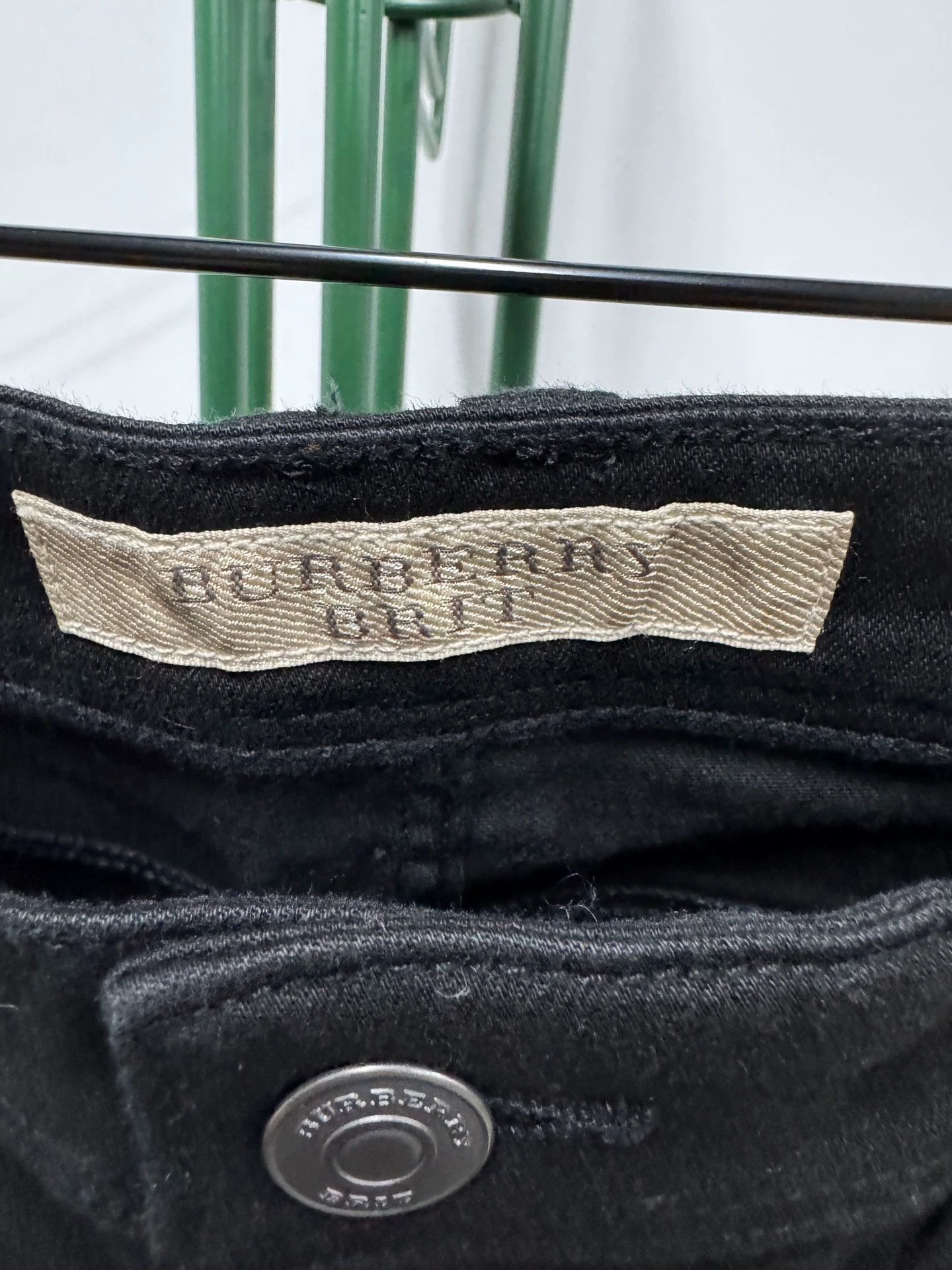 Burberry Burberry Solid Button Mid-Rise Slim Jeans - dmc Size US 39 - 7 Thumbnail