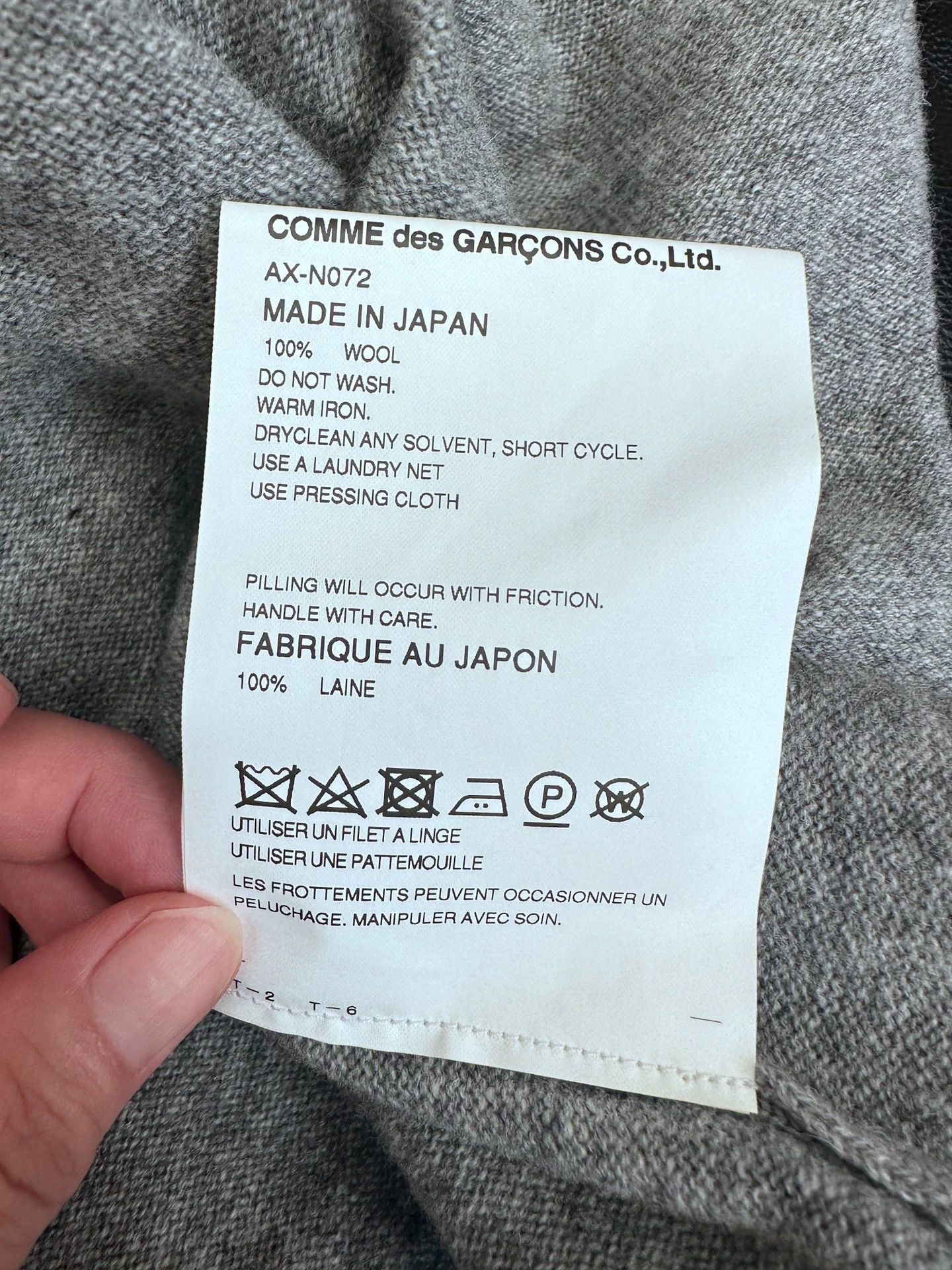 Comme des Garcons PLAY COMME des GARCONS PLAY Gray Wool Cardigan Size US XS / EU 42 / 0 - 5 Thumbnail