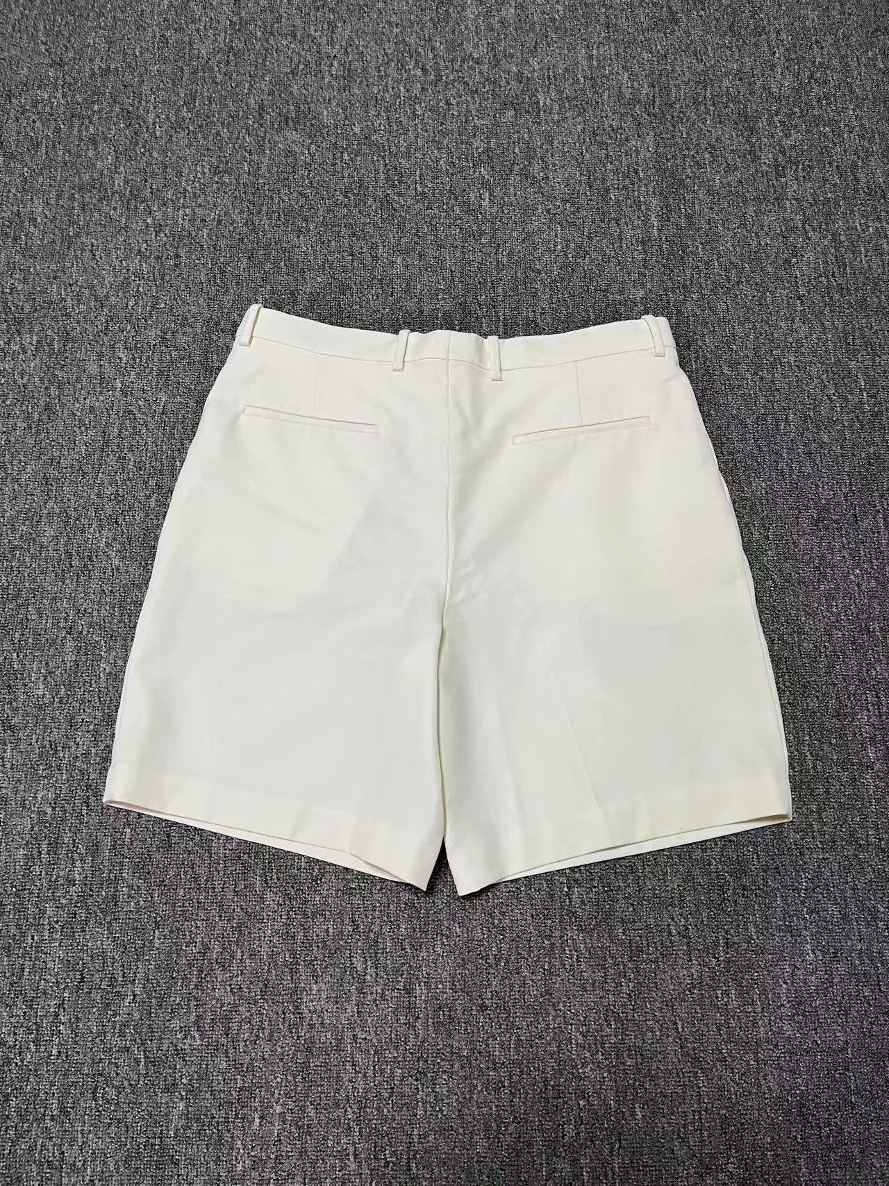 Louis Vuitton Louis Vuitton White Logo Wool Shorts Size US 31 - 2 Thumbnail