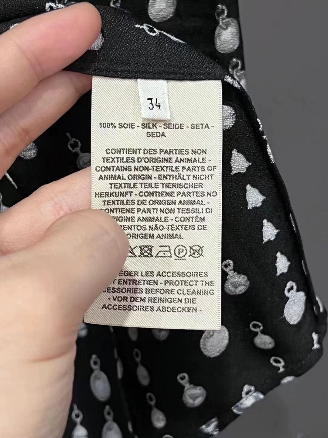 Hermes Hermes New Printed Beaded Long Sleeve Shirt Size US S / EU 44-46 / 1 - 5 Thumbnail