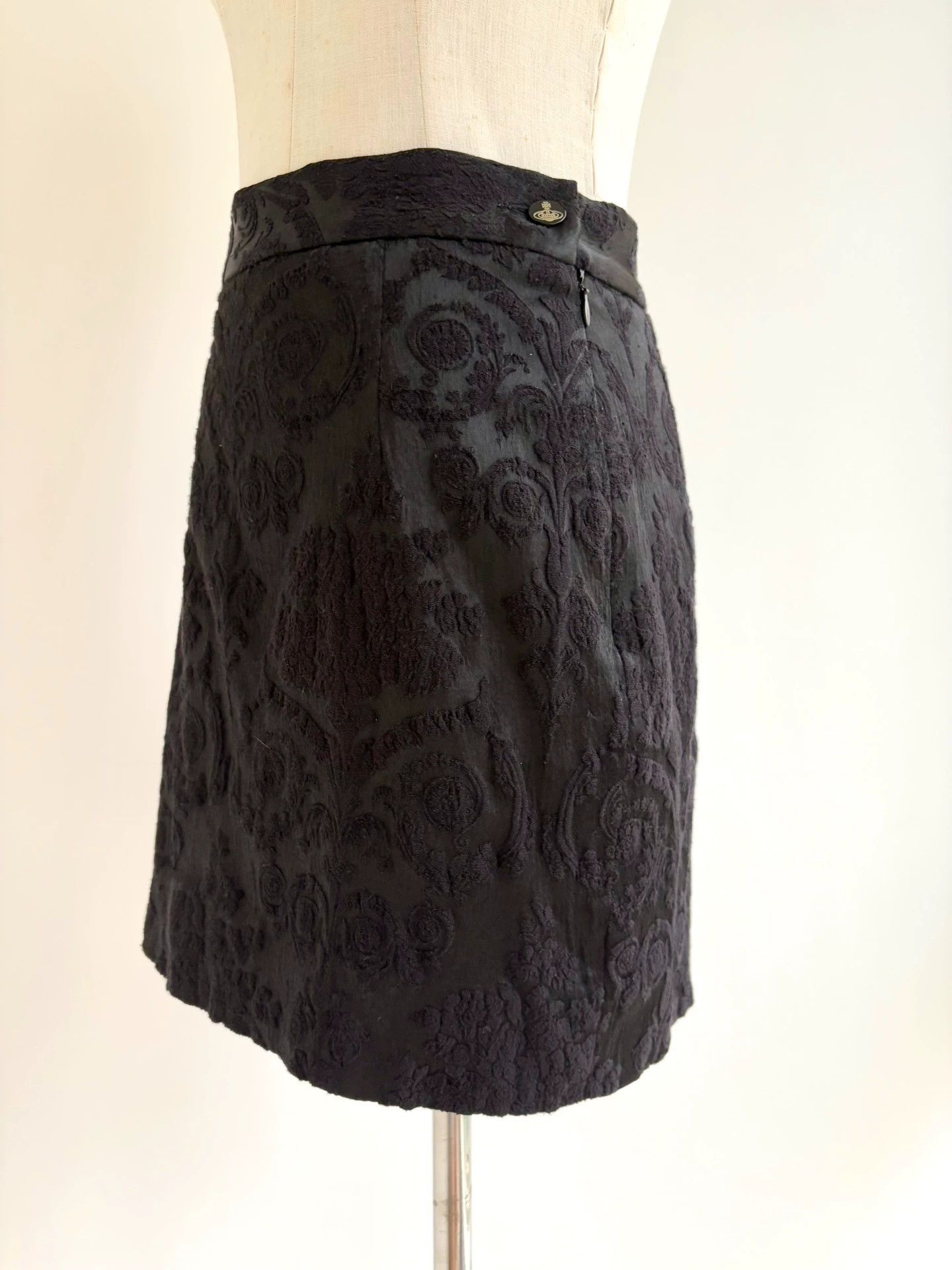 Vivienne Westwood Vivienne Westwood Black Silk Embroidered Skirt Size US 31 - 5 Thumbnail