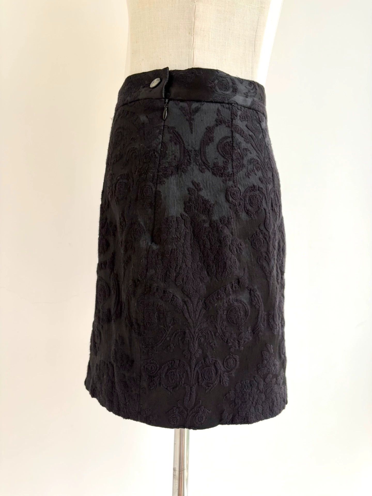 Vivienne Westwood Vivienne Westwood Black Silk Embroidered Skirt Size US 31 - 4 Thumbnail