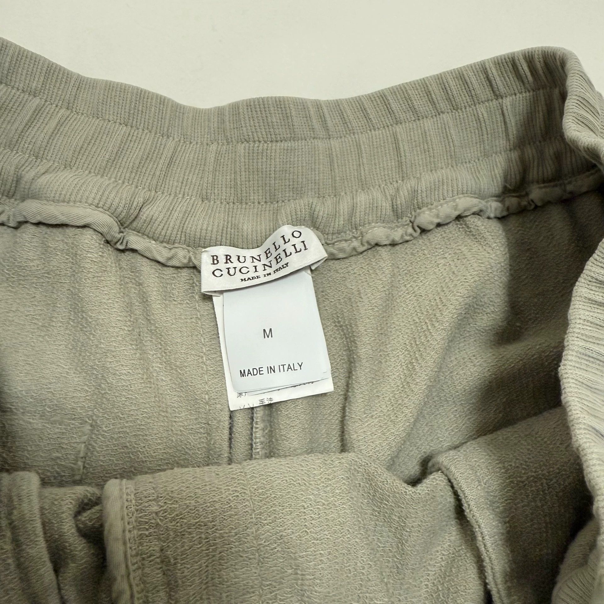 Brunello Cucinelli Brunello Cucinelli Gray Shorts M Size US 29 - 2 Thumbnail