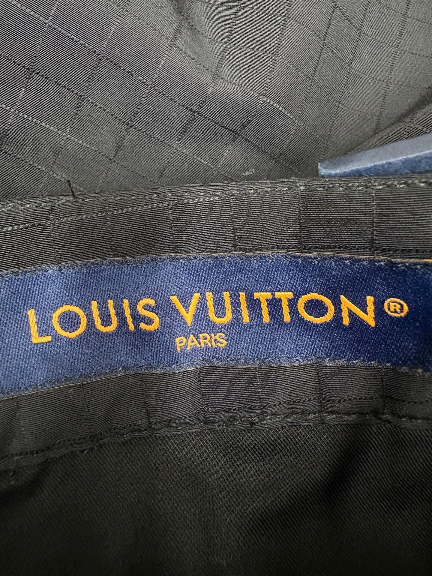 Louis Vuitton Louis Vuitton Allover Logo Shorts 48 Size US 31 - 5 Thumbnail