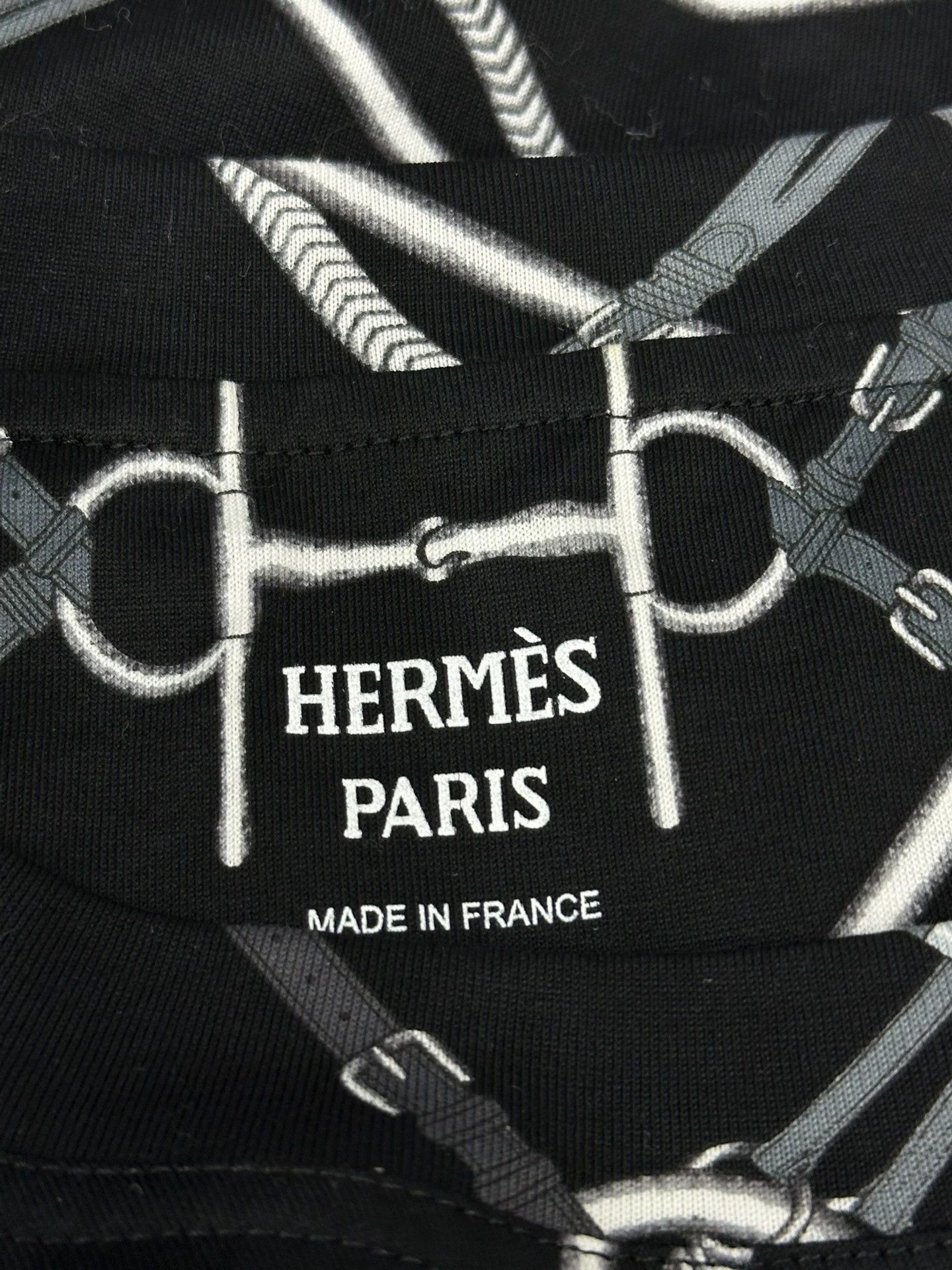 Hermes Hermes Black Short Sleeve Printed T-shirt Size US L / EU 52-54 / 3 - 4 Thumbnail