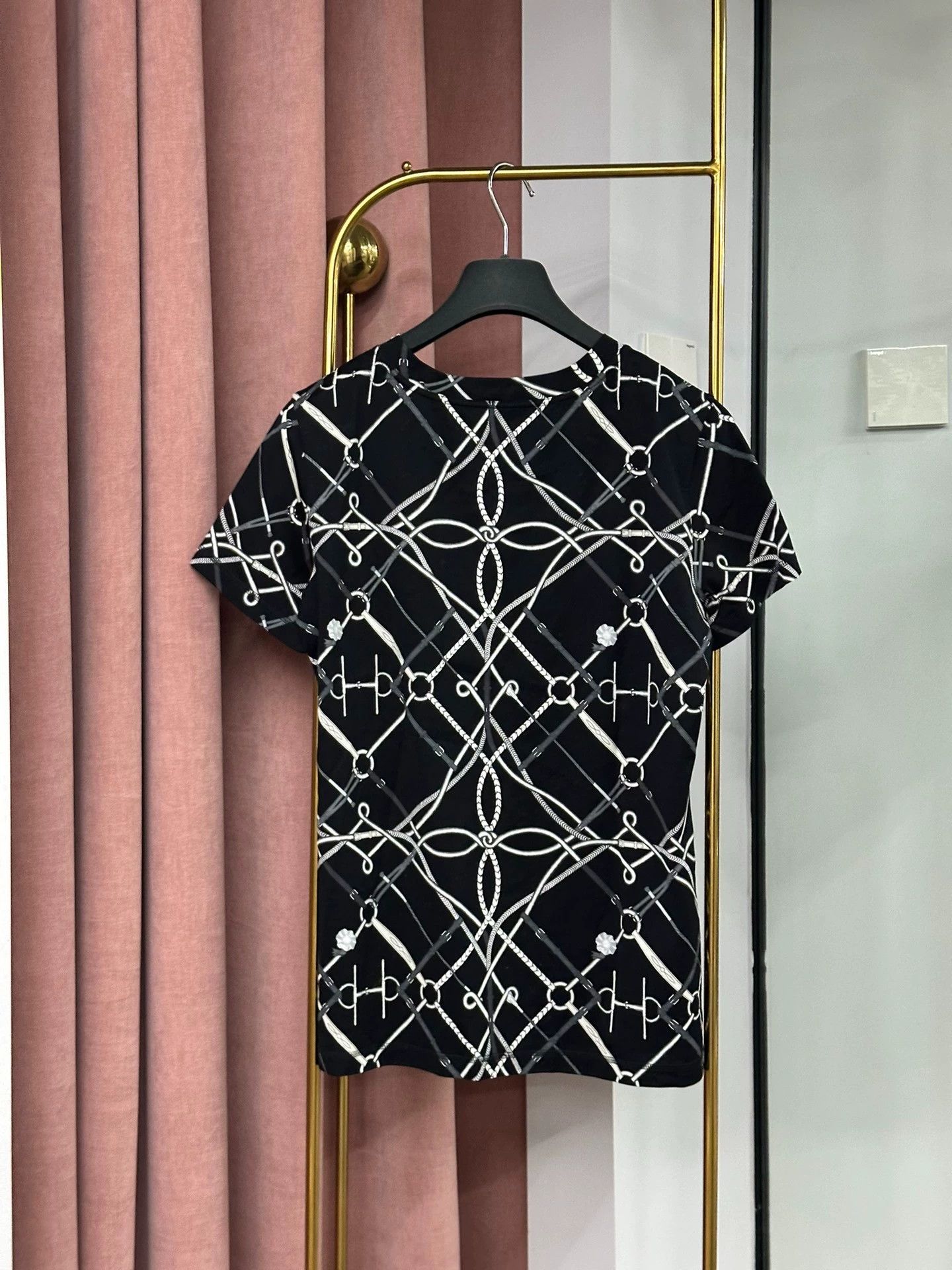 Hermes Hermes Black Short Sleeve Printed T-shirt Size US L / EU 52-54 / 3 - 3 Thumbnail