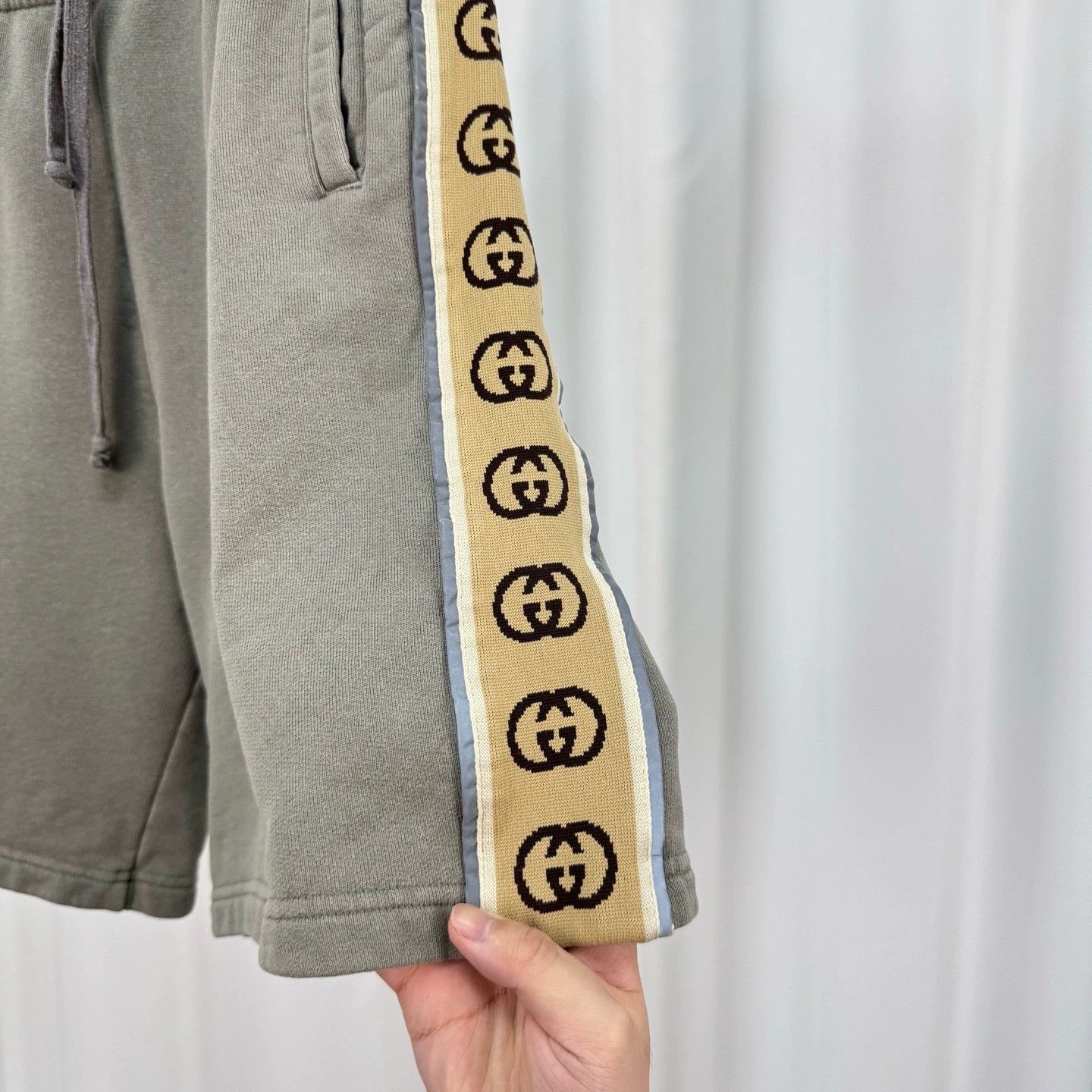 Gucci Gucci GG Embroidered Logo Shorts Size US 31 - 4 Thumbnail