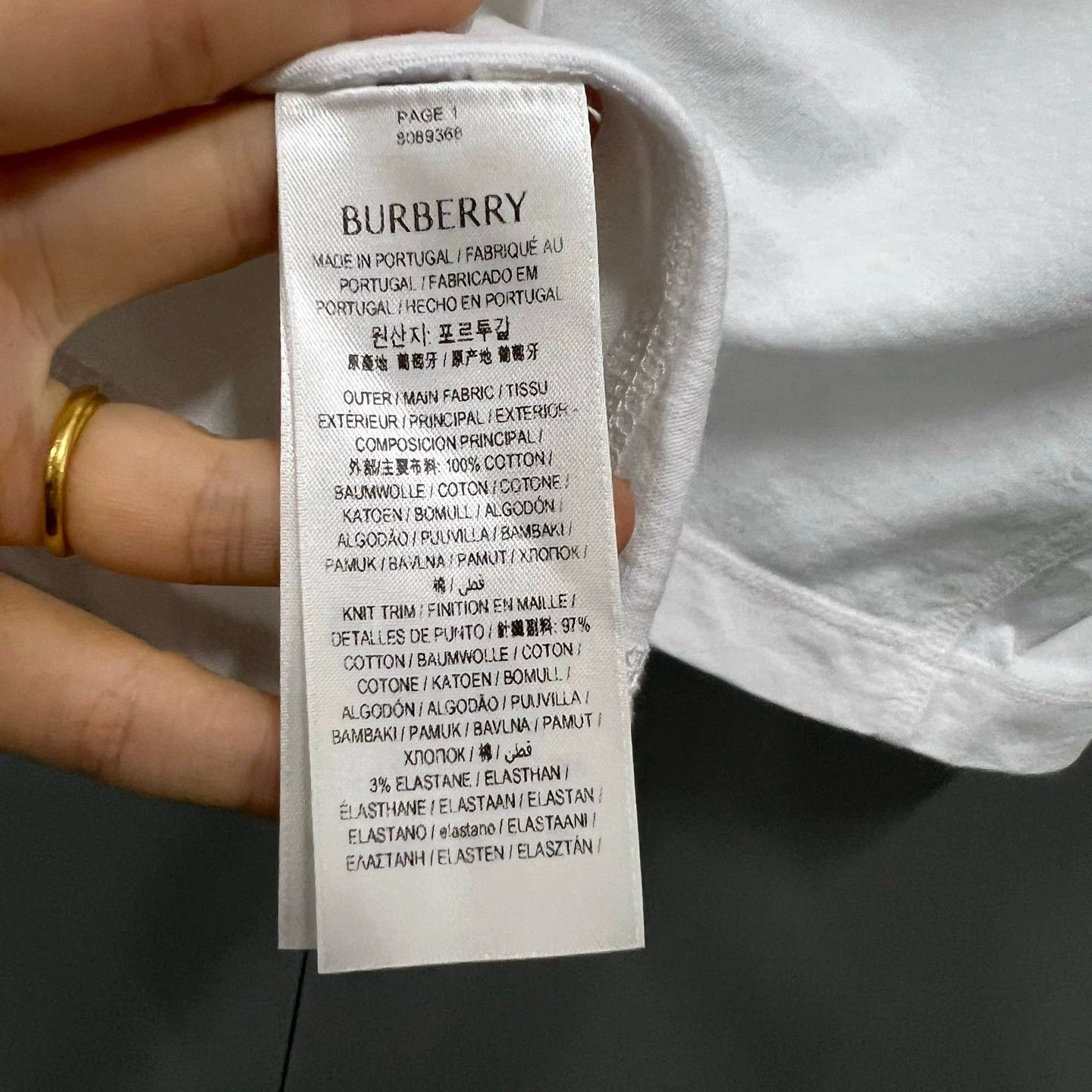 Burberry Burberry Strawberry Print Short Sleeve Tee Size US M / EU 48-50 / 2 - 3 Thumbnail