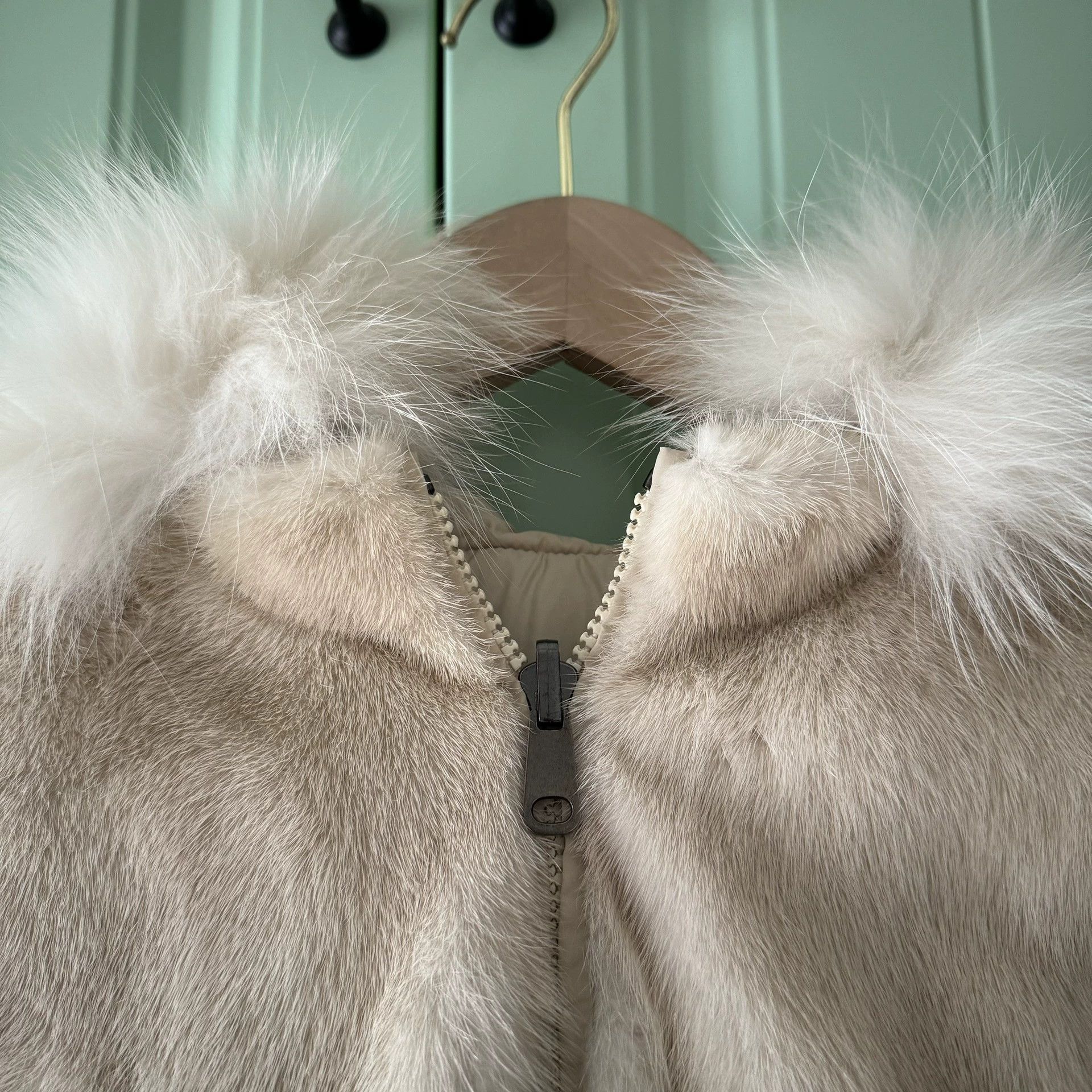 Brunello Cucinelli Brunello Cucinelli Beige Mink Coat Size US M / EU 48-50 / 2 - 8 Thumbnail