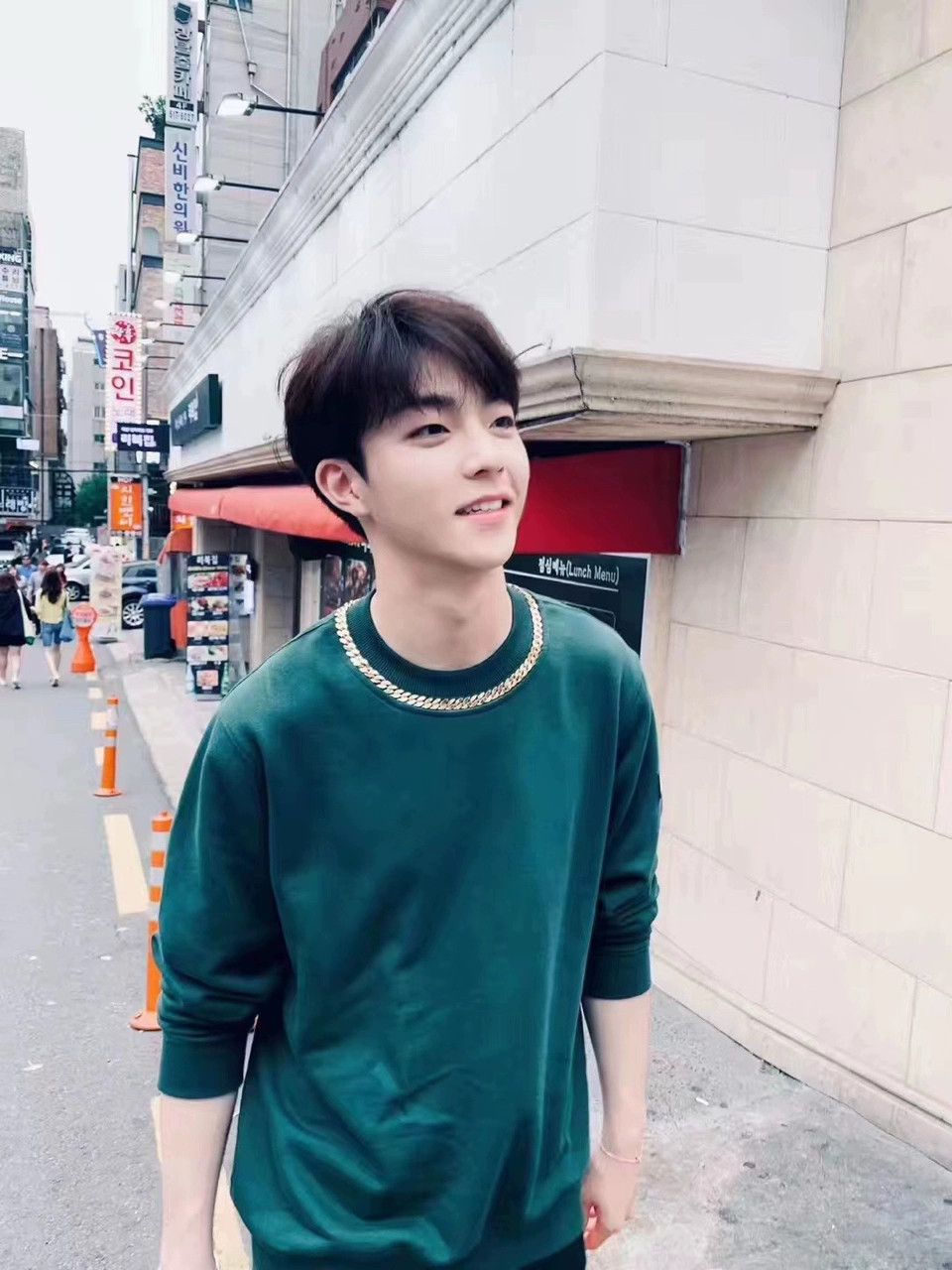 Burberry Burberry Green Cuban Chain Sweatshirt L Size US L / EU 52-54 / 3 - 6 Thumbnail