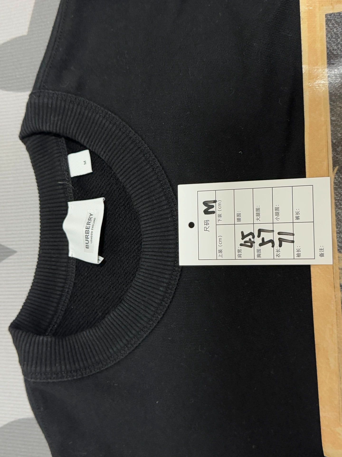Burberry Burberry Black Sweatshirt Vintage Print M Size US M / EU 48-50 / 2 - 4 Thumbnail