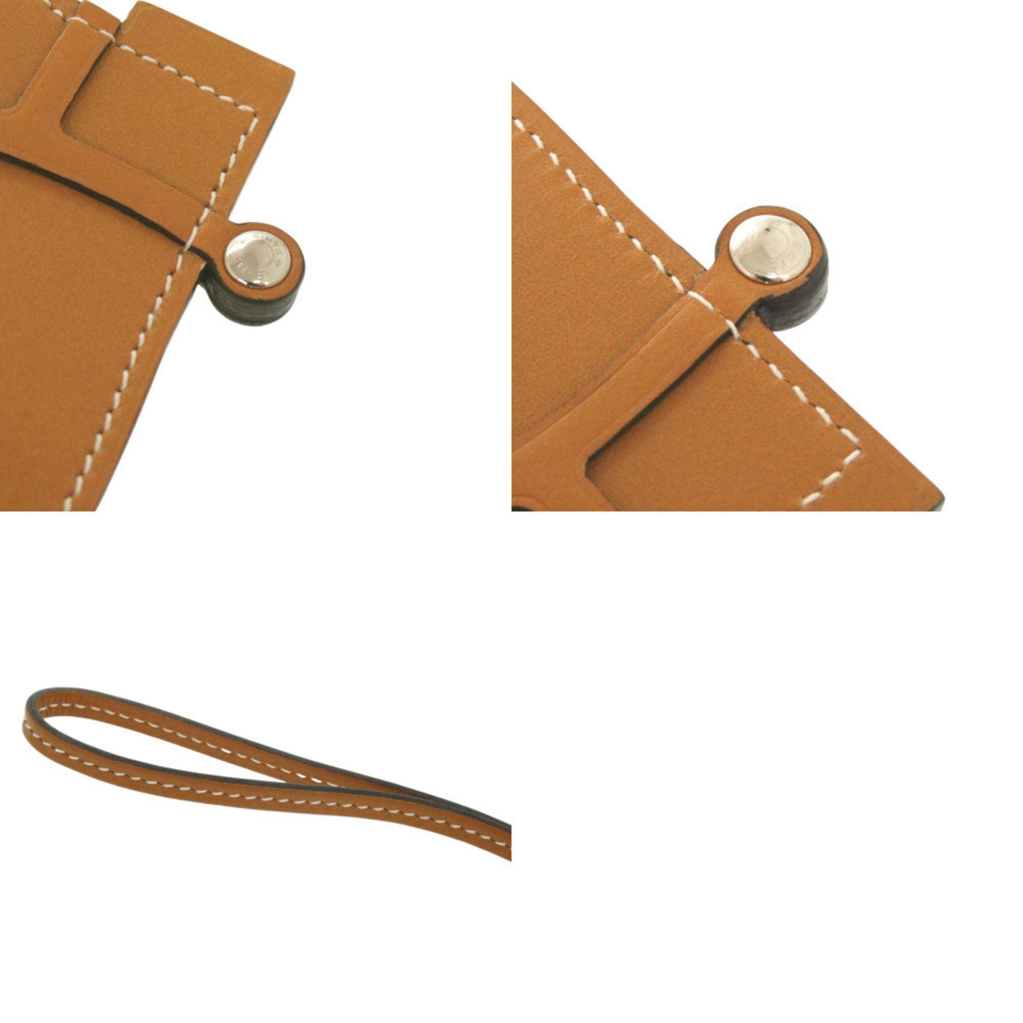 Hermes Like new Hermes Paddock Boots bag charm, Swift leather, gold keychain 0067 HERMES Size ONE SIZE - 6 Thumbnail