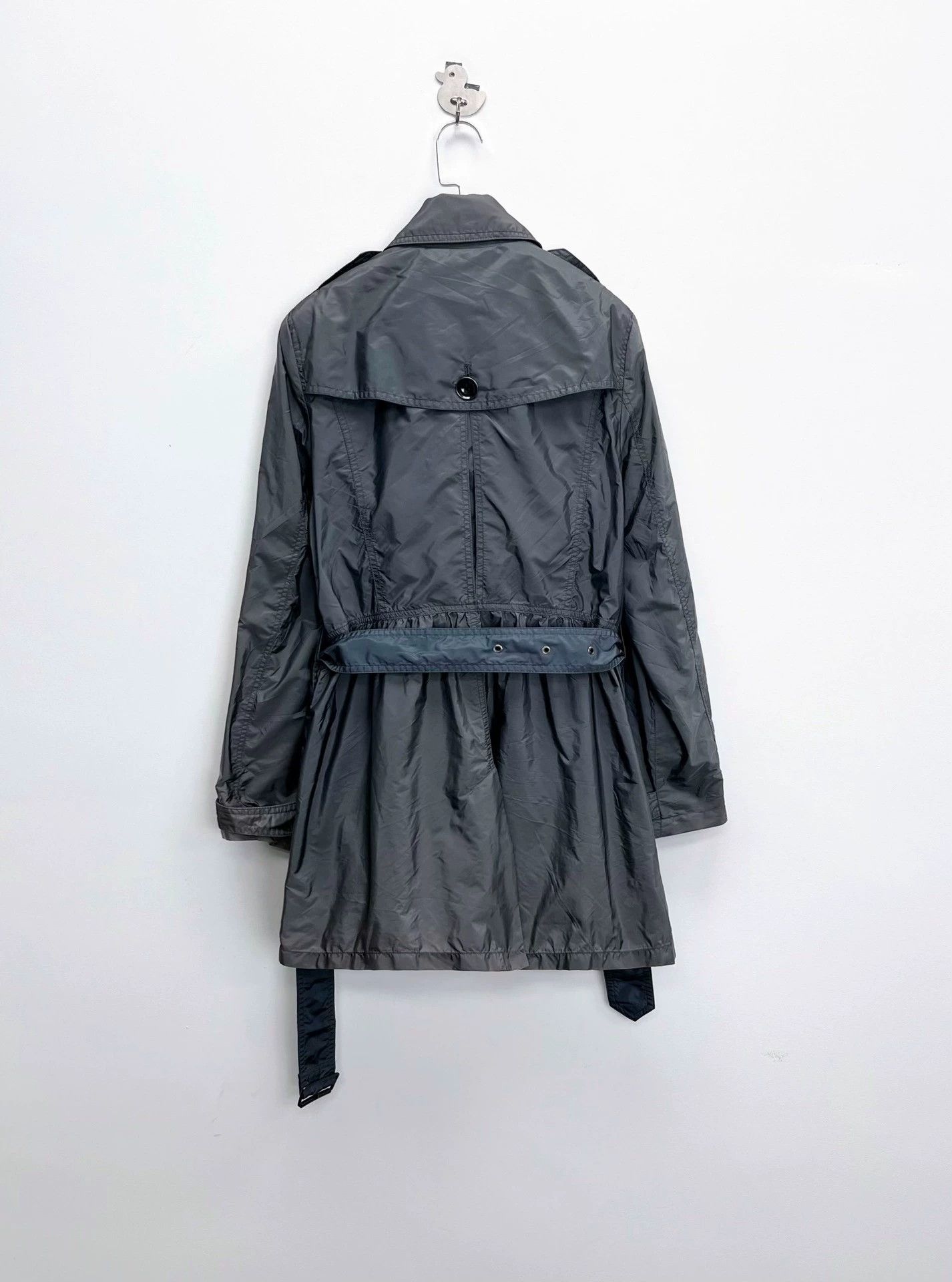 Burberry Burberry Gray Double-Breasted Trench Coat Size US M / EU 48-50 / 2 - 2 Thumbnail