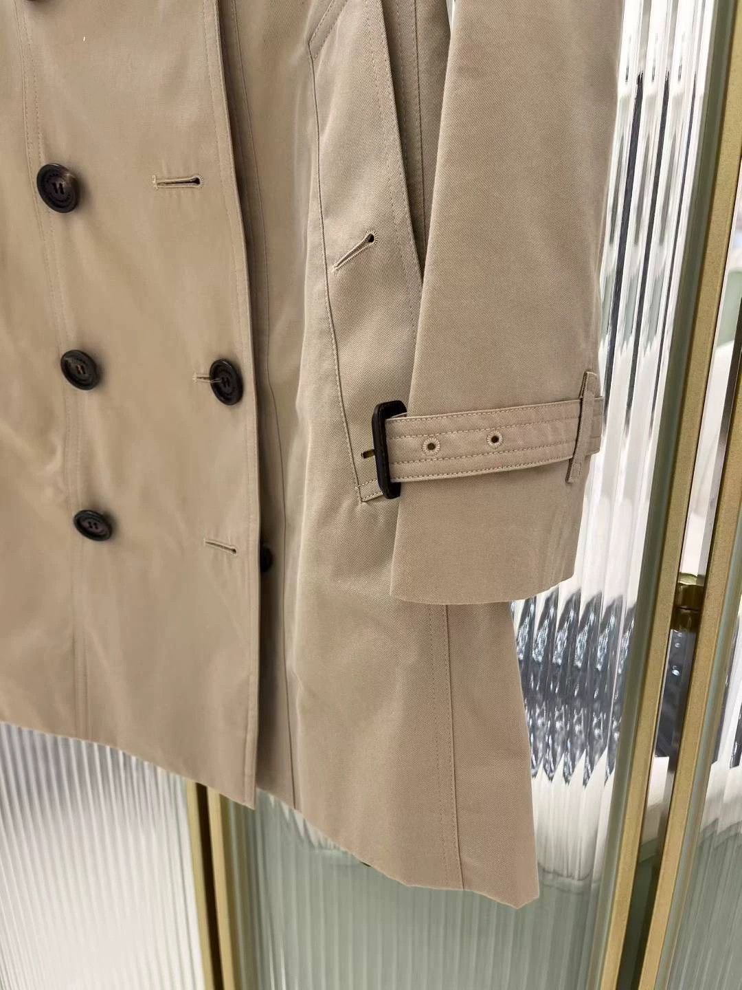 Burberry Burberry Classic Khaki Trench Coat Size US S / EU 44-46 / 1 - 2 Thumbnail