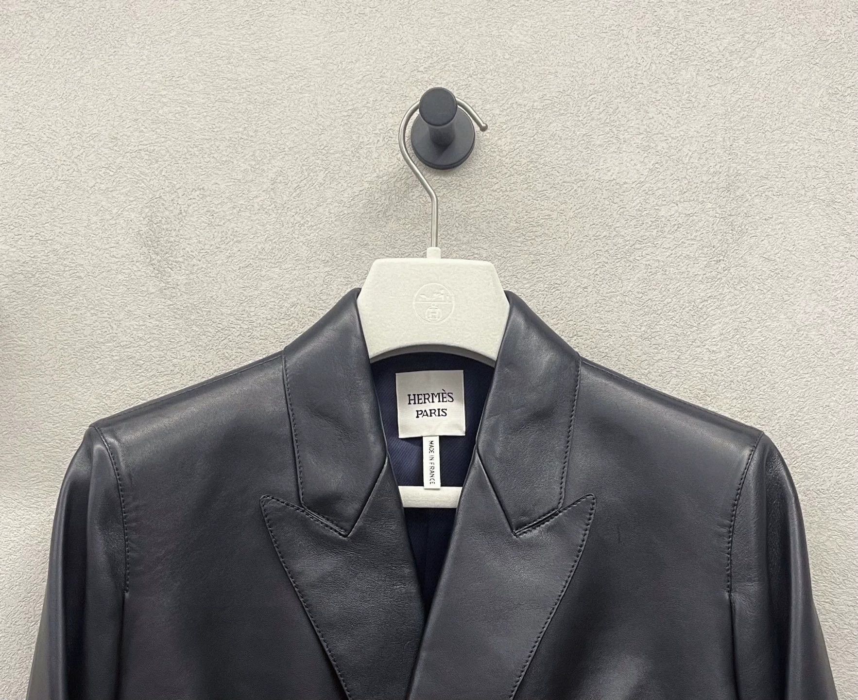 Hermes HERMES Black Leather Button Coat Size US S / EU 44-46 / 1 - 4 Thumbnail