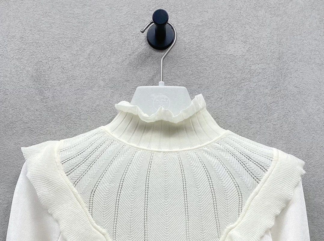 Hermes Hermes Beige Ruffle Knit Top Size US S / EU 44-46 / 1 - 5 Thumbnail
