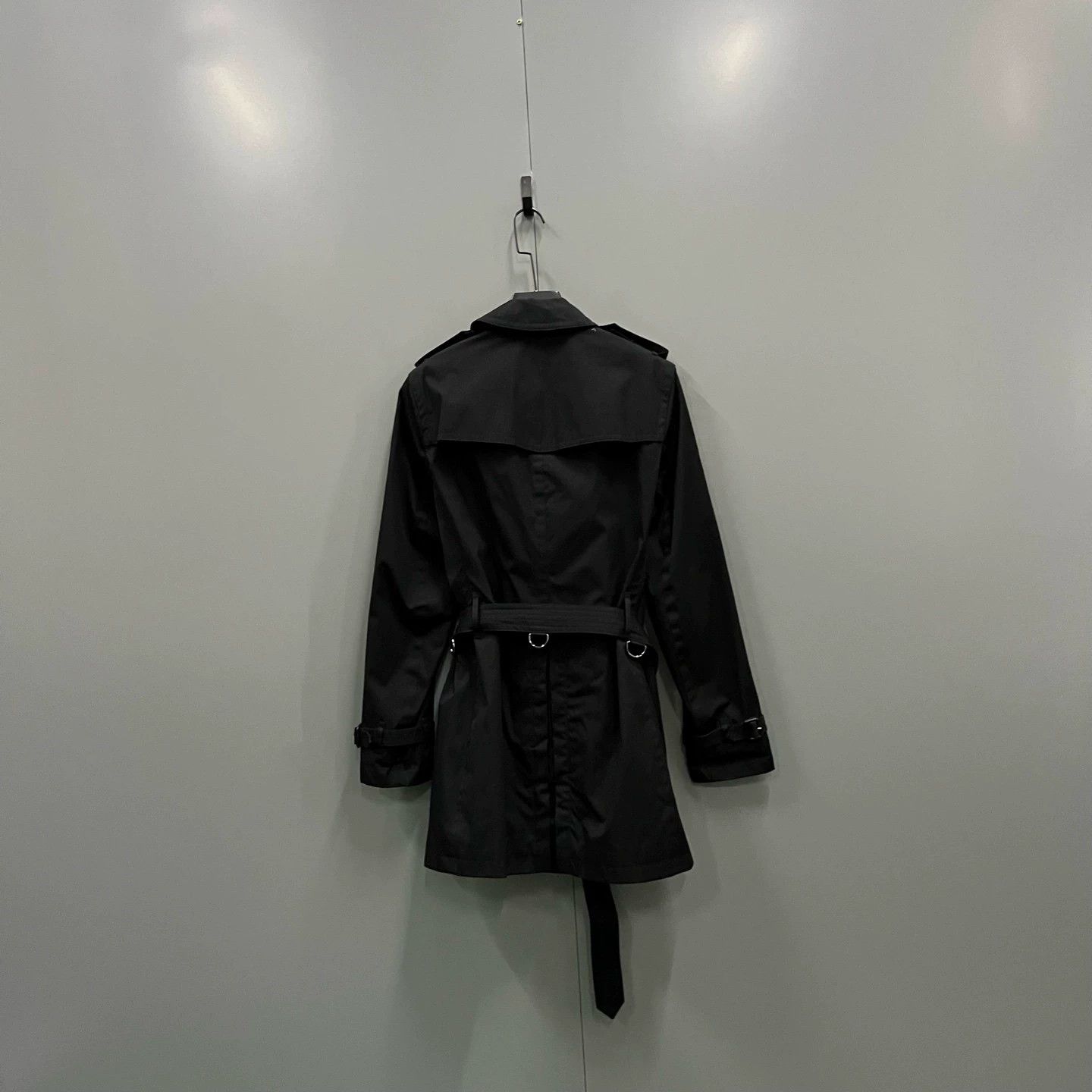 Burberry Burberry Black Double-Breasted Trench Coat Size US L / EU 52-54 / 3 - 2 Thumbnail
