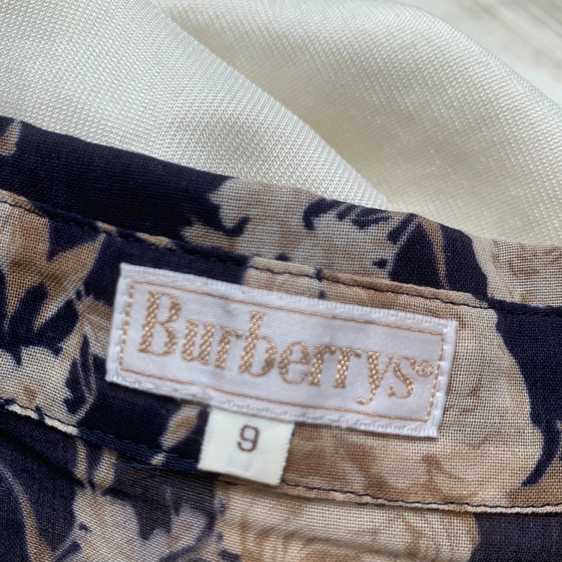 Burberry Burberry Vintage Rose Print Set Size US 38 / EU 54 - 5 Thumbnail