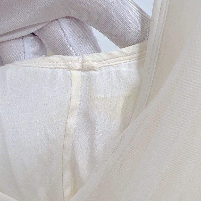Brunello Cucinelli Brunello Cucinelli White Mesh V-Neck Top Size US M / EU 48-50 / 2 - 6 Thumbnail