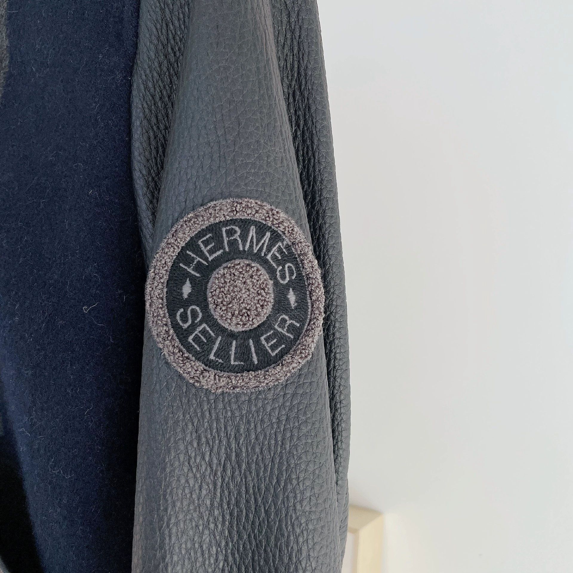 Hermes Hermes Cashmere Leather Trim Short Jacket Size US XS / EU 42 / 0 - 5 Thumbnail