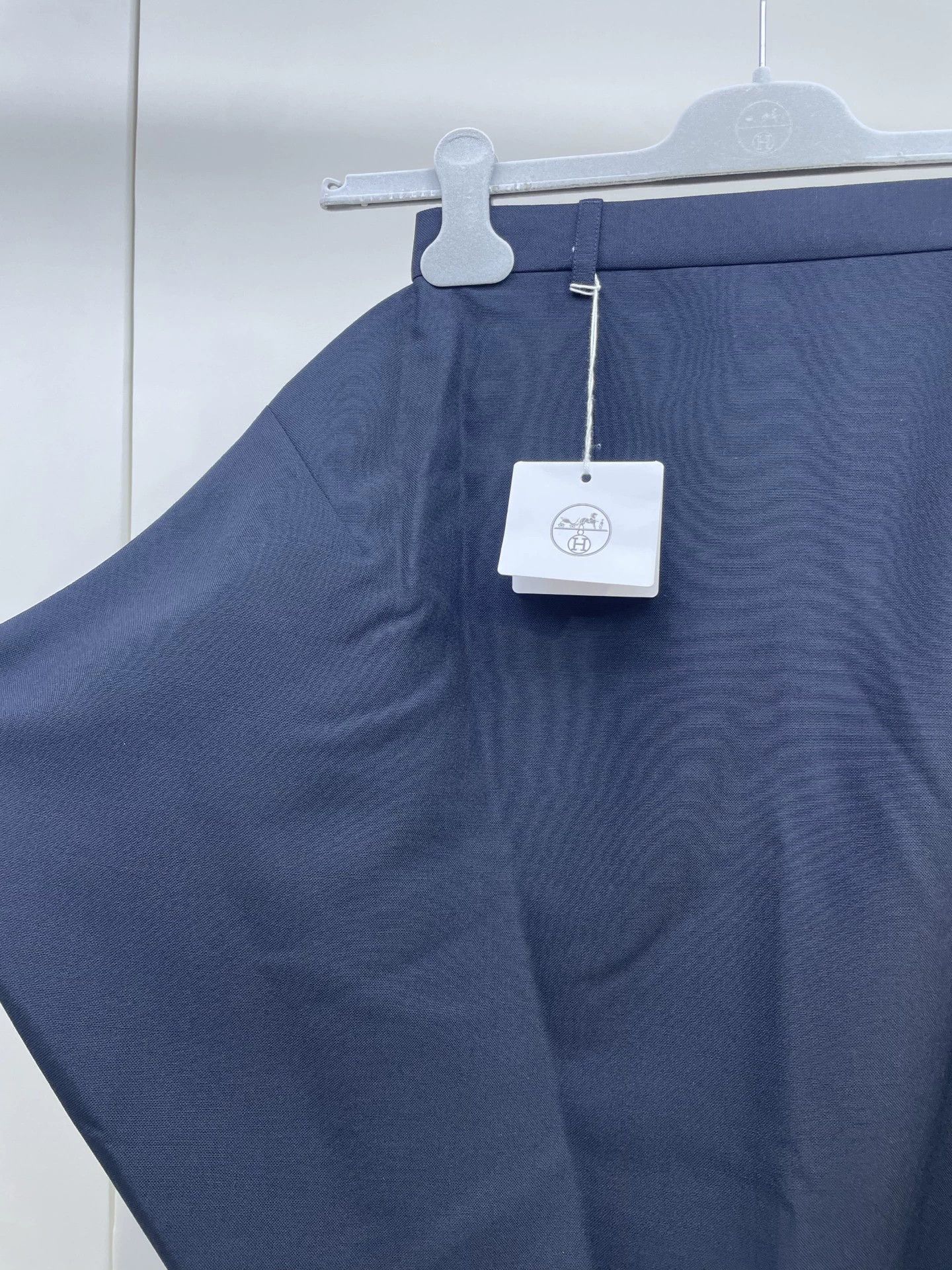 Hermes Hermes 2024 SS Runway Navy Skirt Size US 34 / EU 50 - 4 Thumbnail