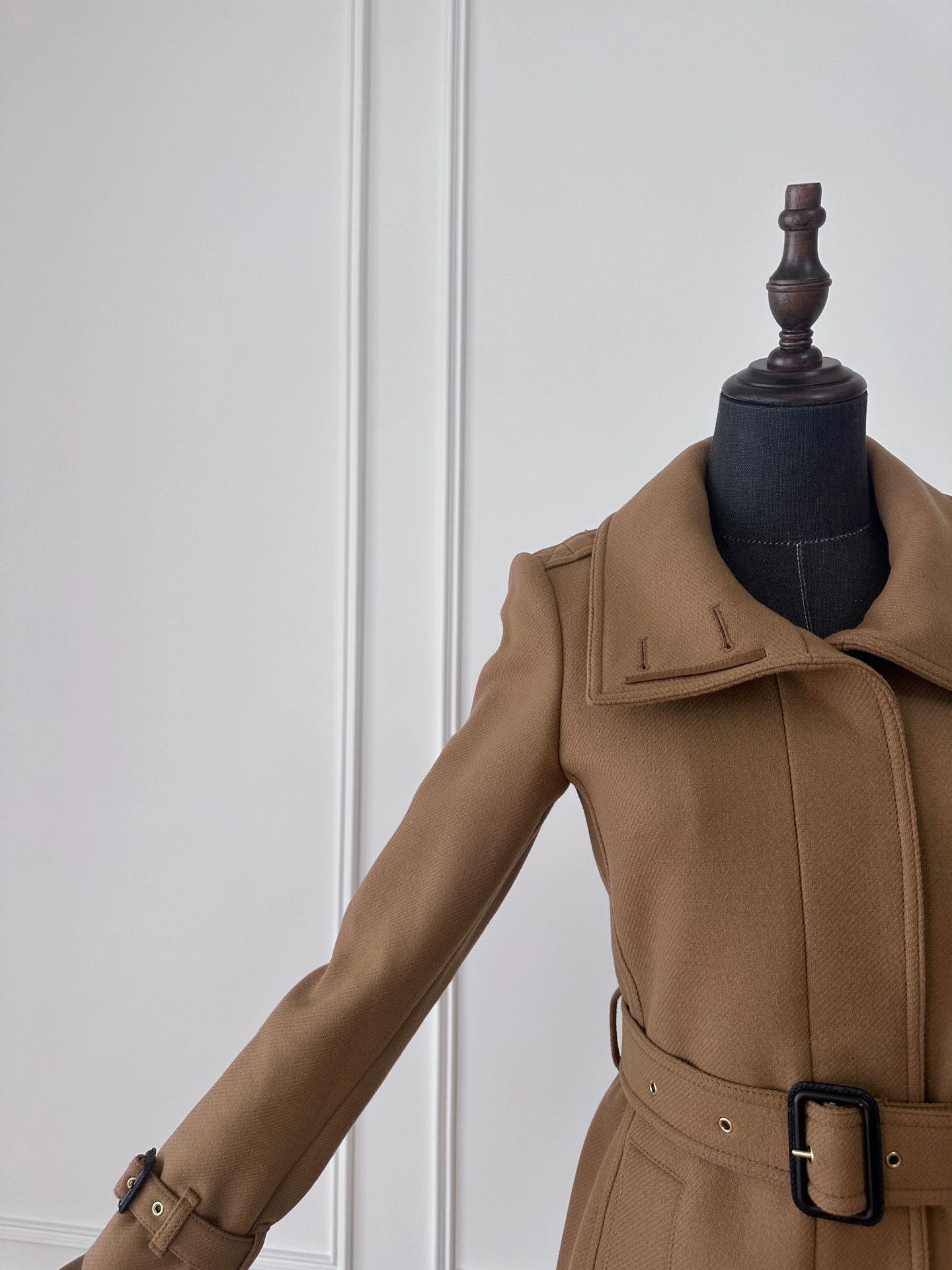 Burberry Burberry Brown Wool Belted Coat Women's Size US XS / EU 42 / 0 - 6 Thumbnail