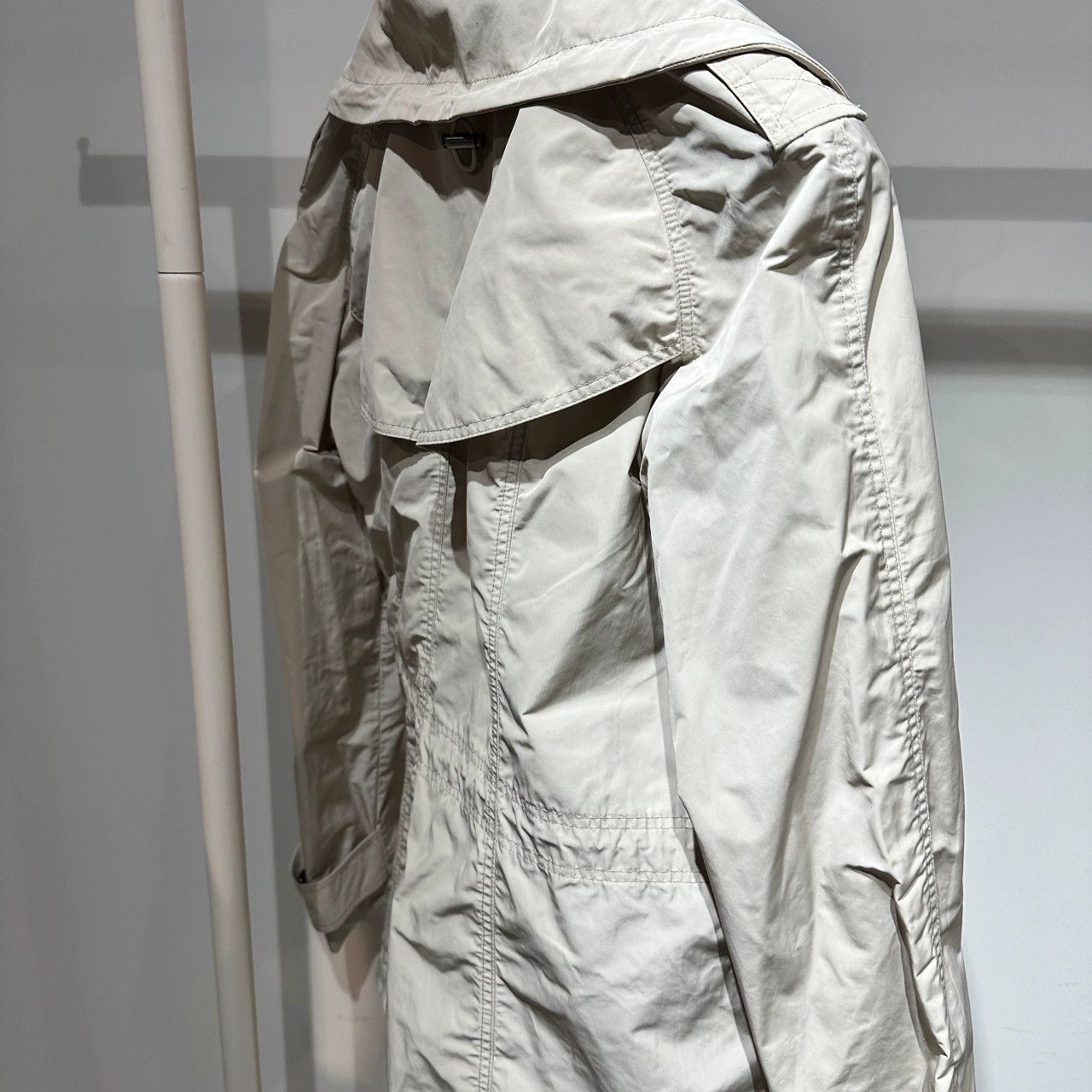 Burberry Burberry Waterproof Trench Coat S Size US S / EU 44-46 / 1 - 5 Thumbnail