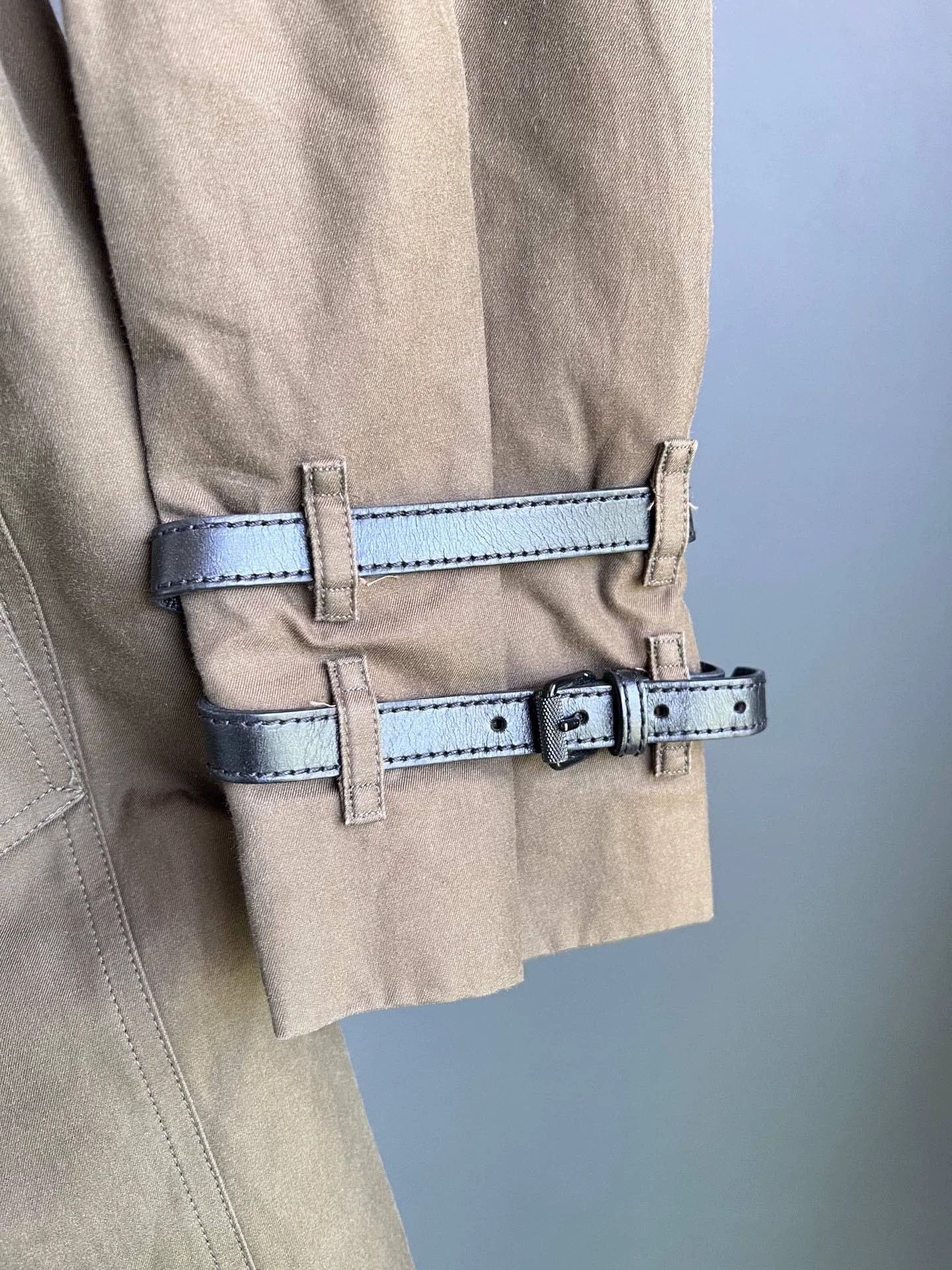 Burberry Burberry Solid Lapel Double-Breasted Trench Coat Size US XS / EU 42 / 0 - 6 Thumbnail