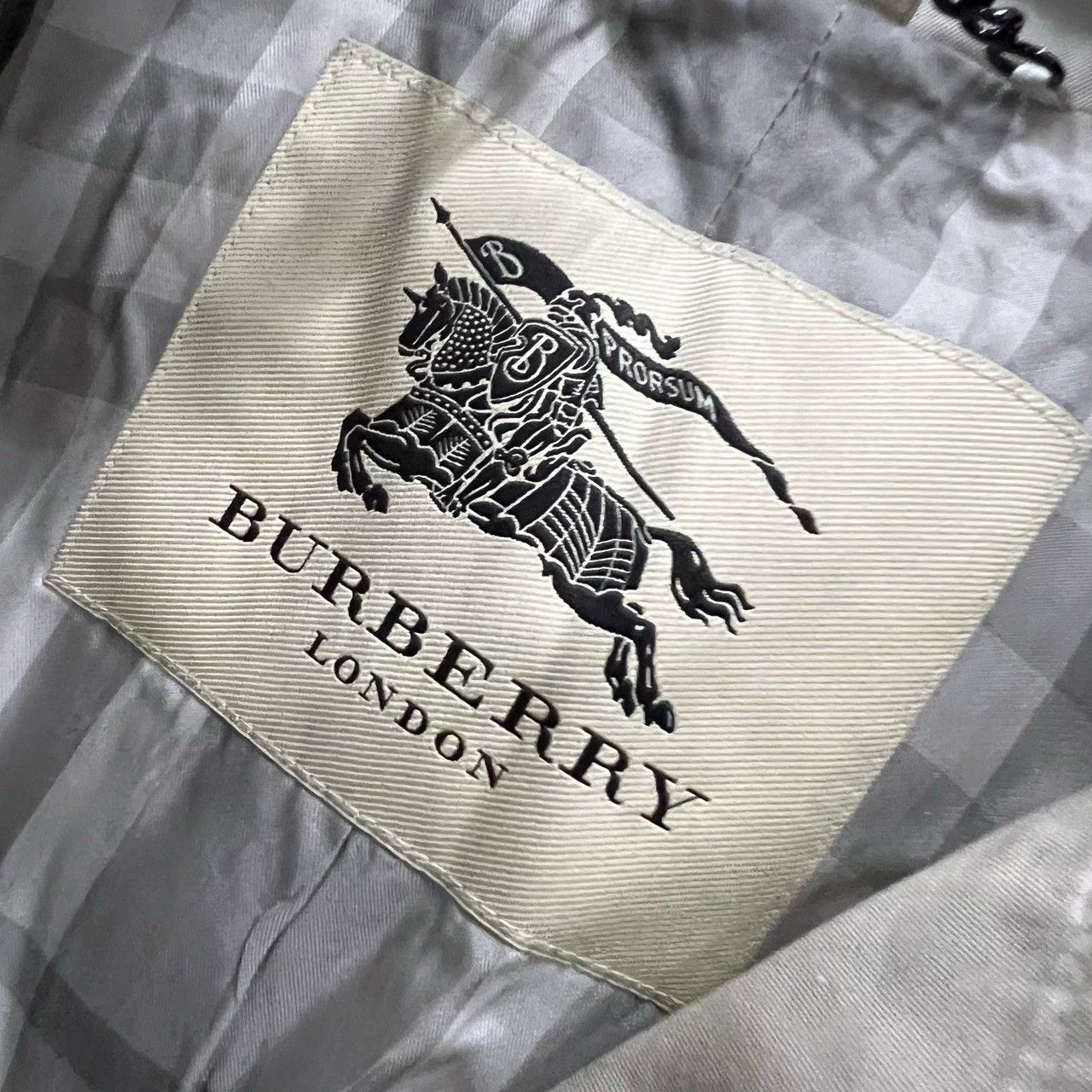Burberry Burberry Beige Double-Breasted Short Coat Size US XS / EU 42 / 0 - 3 Thumbnail