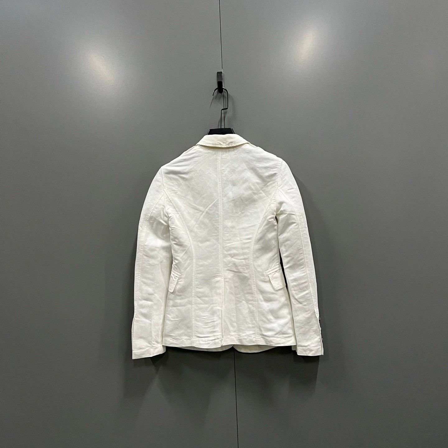 Burberry Burberry White Outerwear Jacket Size US S / EU 44-46 / 1 - 2 Thumbnail