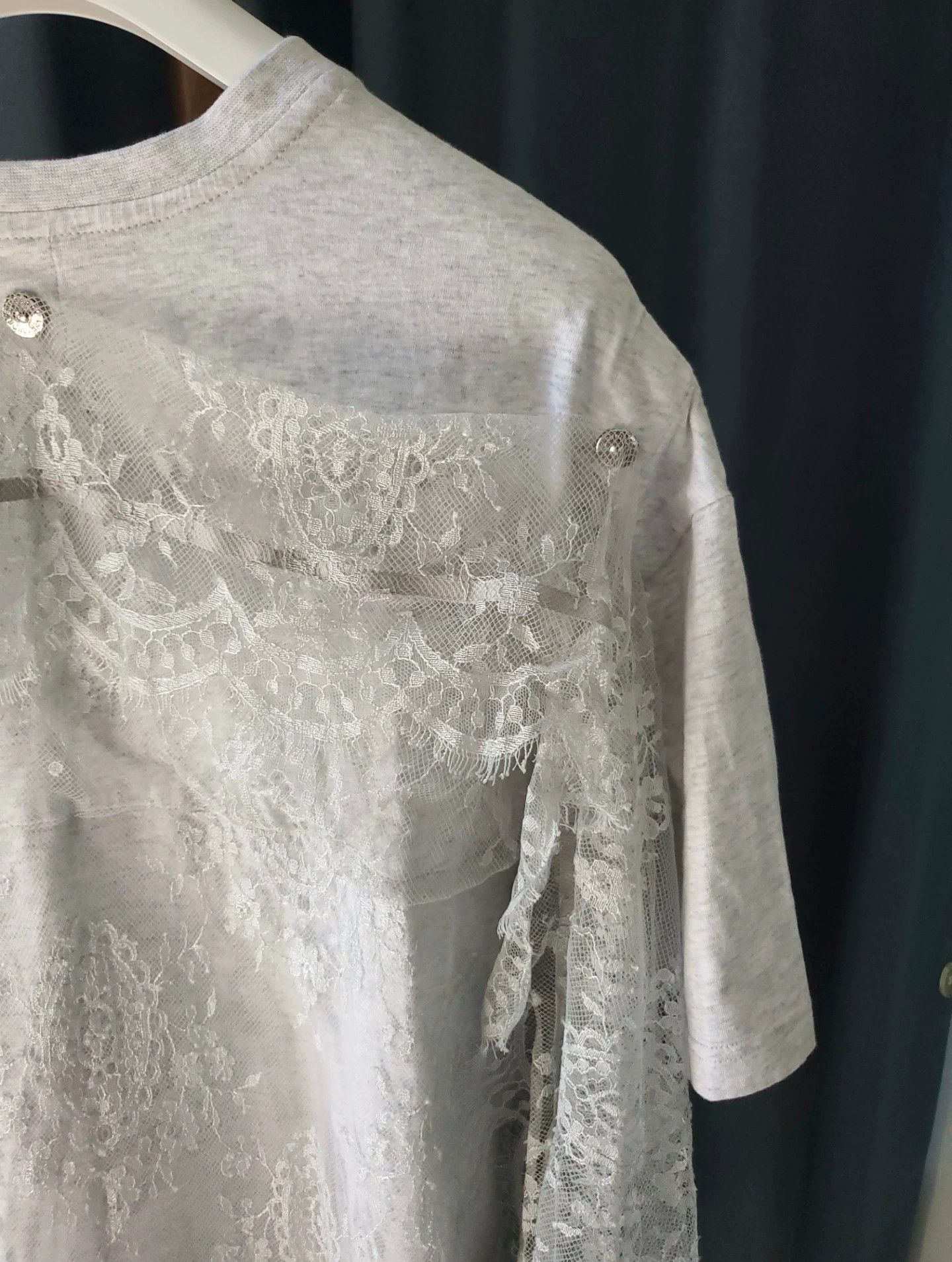 Burberry Burberry Gray Lace Trim T-shirt Size US M / EU 48-50 / 2 - 8 Thumbnail