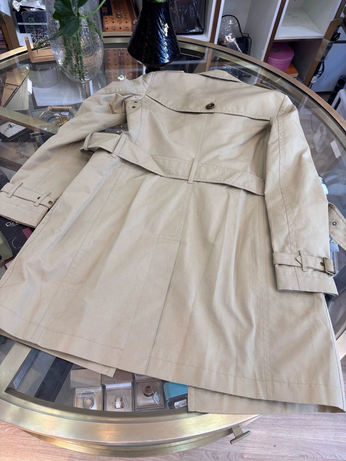 Burberry Burberry Women's Classic Trench Coat Size US M / EU 48-50 / 2 - 8 Thumbnail