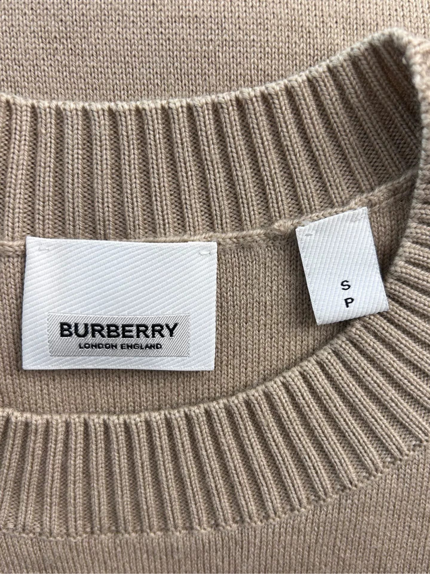 Burberry Burberry Logo Jacquard Long Sleeve Sweater Size US S / EU 44-46 / 1 - 7 Thumbnail