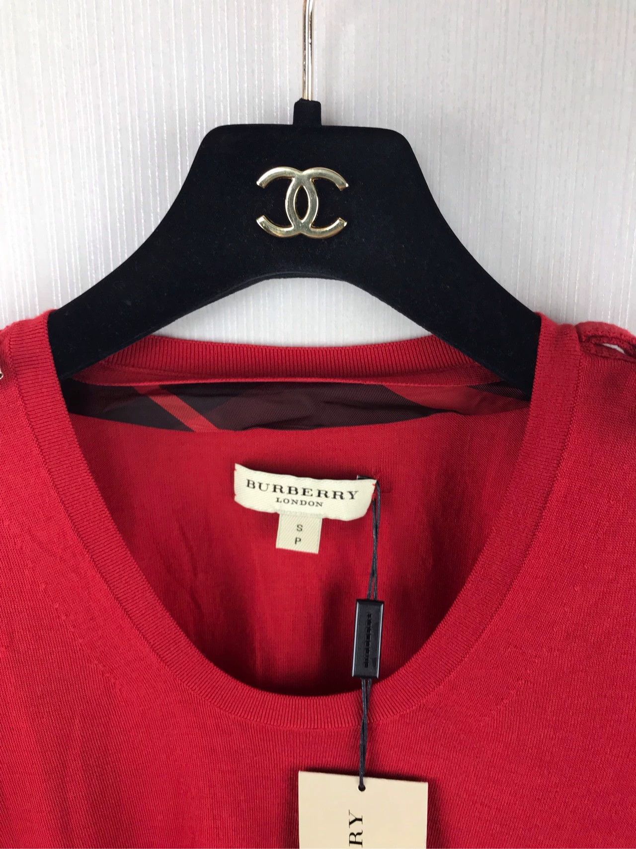 Burberry Burberry Red Wool Knit Sweater Size US S / EU 44-46 / 1 - 5 Thumbnail