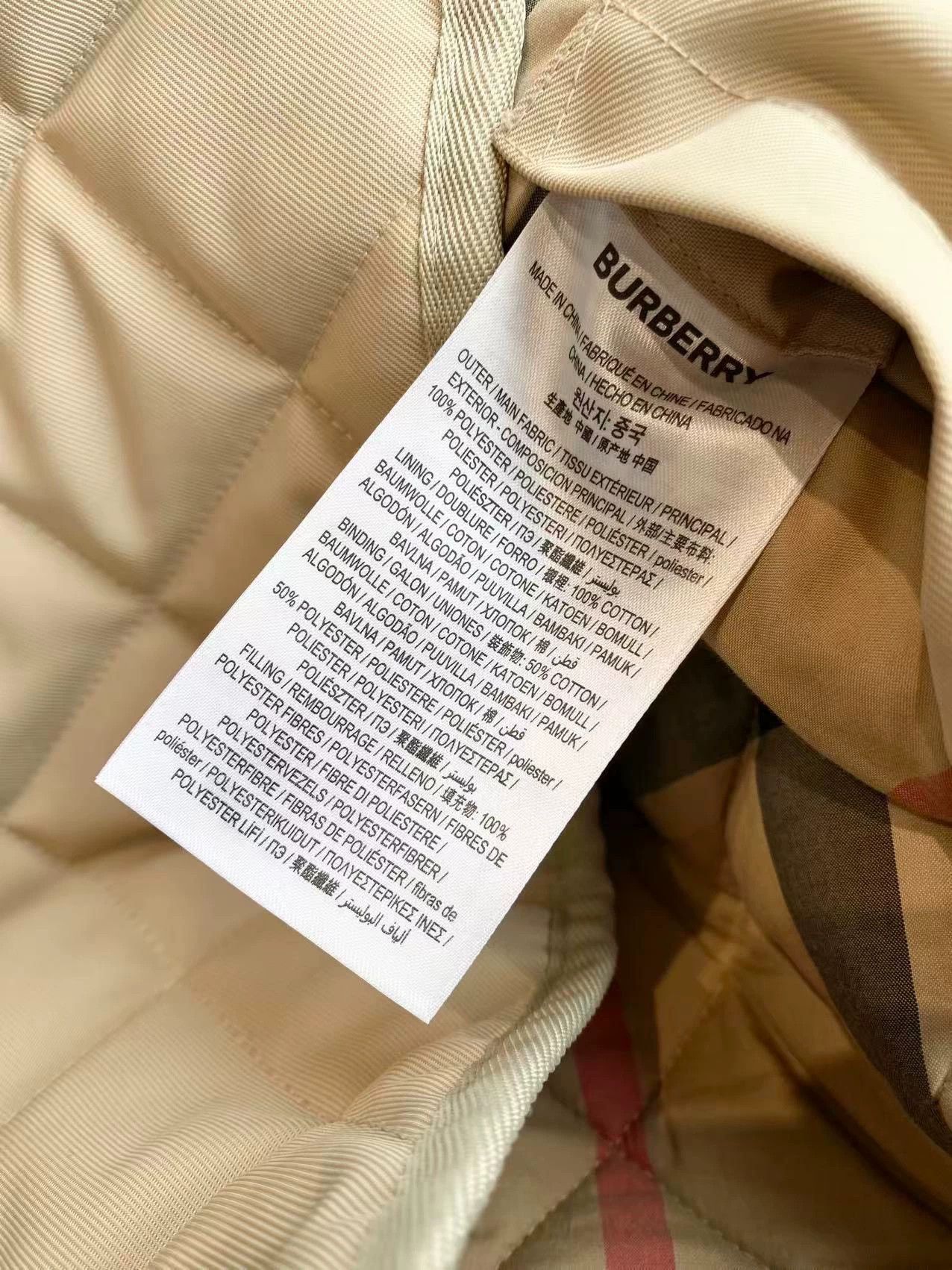 Burberry Burberry Quilted Diamond Pattern Cotton Coat Size US S / EU 44-46 / 1 - 6 Thumbnail
