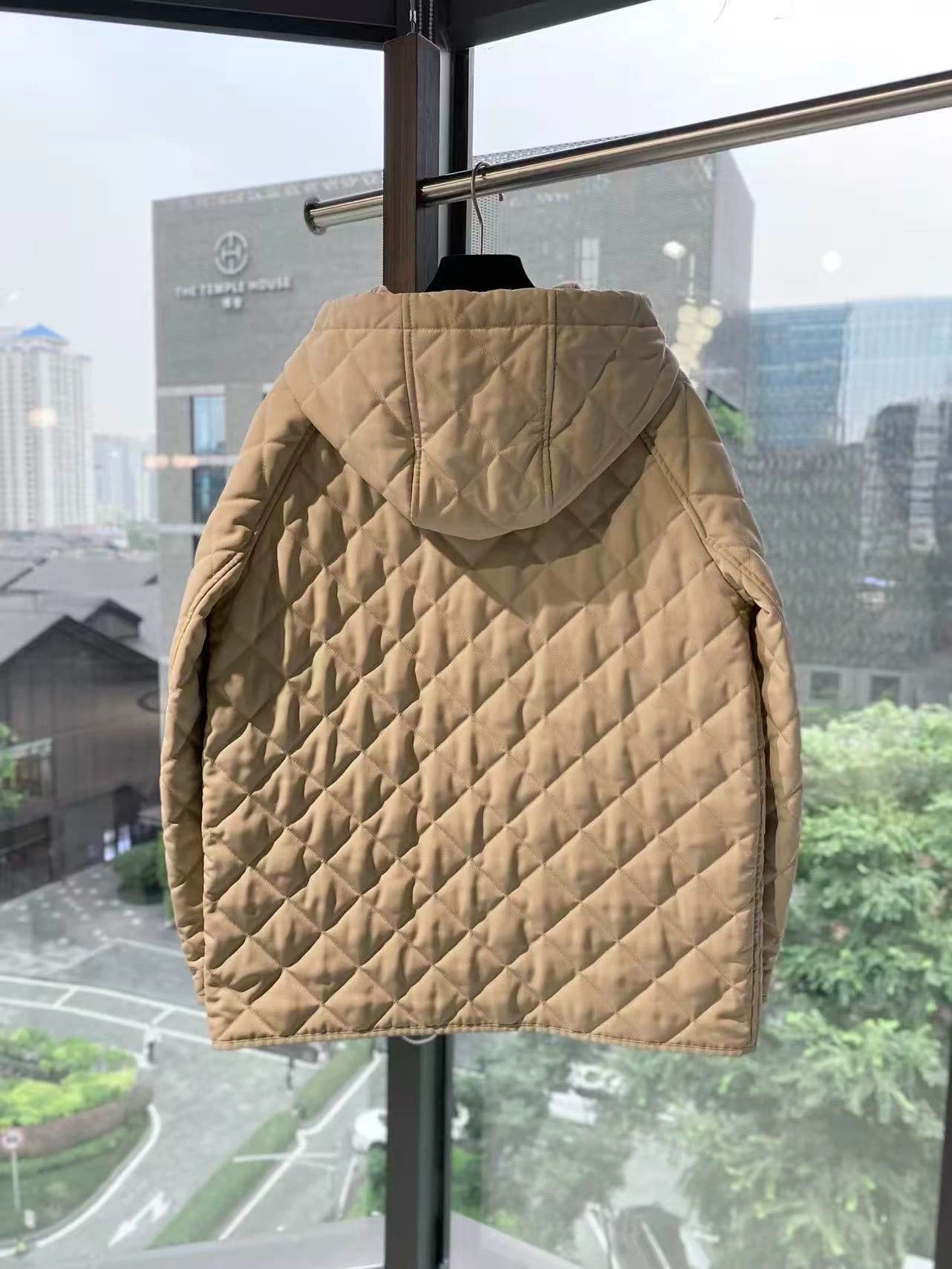 Burberry Burberry Quilted Diamond Pattern Cotton Coat Size US S / EU 44-46 / 1 - 5 Thumbnail