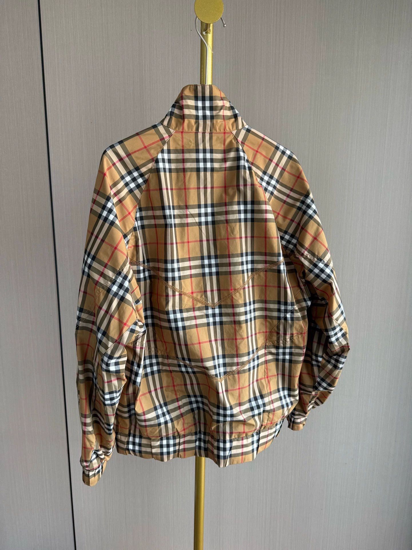 Burberry Burberry Check Zip-Up Jacket Size US S / EU 44-46 / 1 - 2 Thumbnail