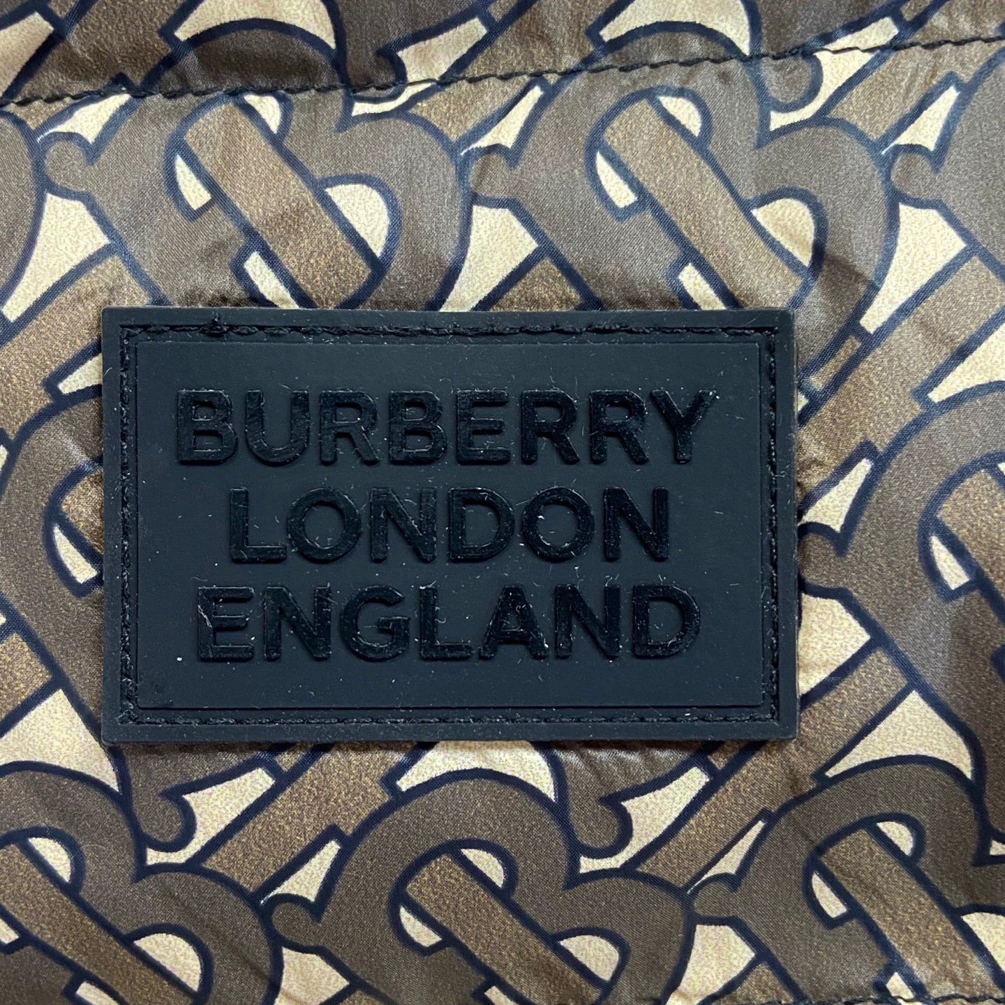 Burberry Burberry Logo Print Down Jacket Size US S / EU 44-46 / 1 - 3 Thumbnail