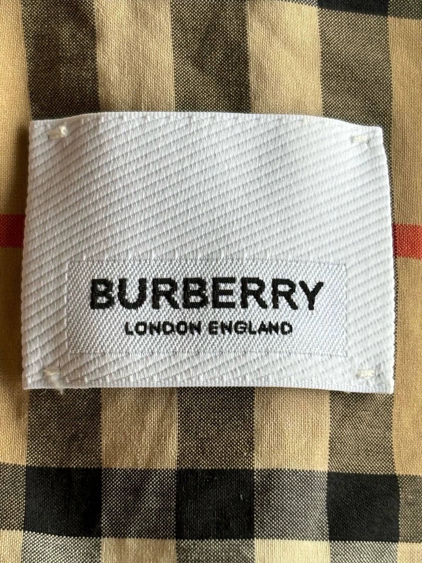 Burberry Burberry Classic Plaid Short Sleeve Shirt Size US XS / EU 42 / 0 - 5 Thumbnail